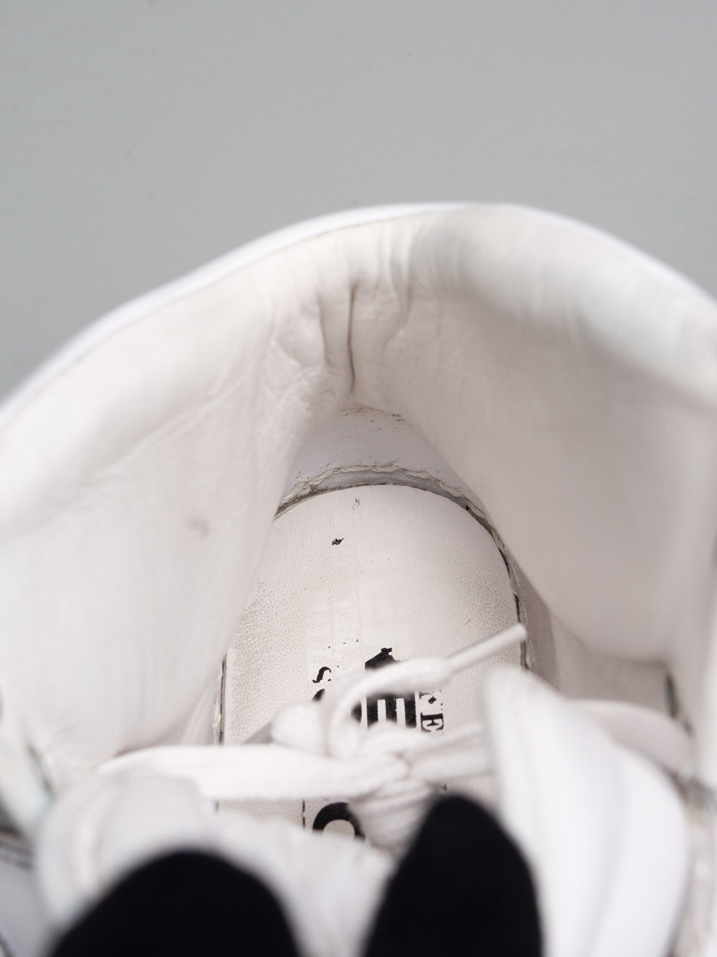 adidas Originals by Jeremy Scott S/S 2009 JS Wings (White/Silver) - size 39 1/3