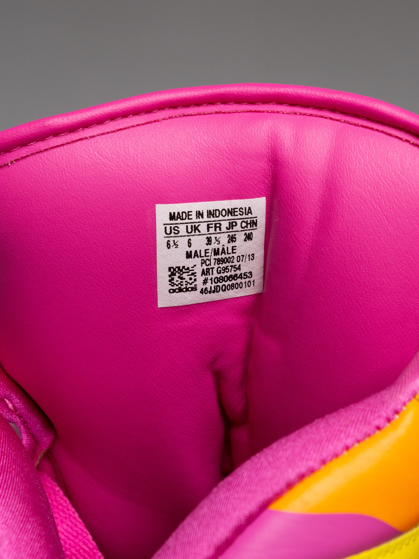 adidas Originals by Jeremy Scott A/W 2013 JS Instinct Hi Neon Camo - size 39 1/3