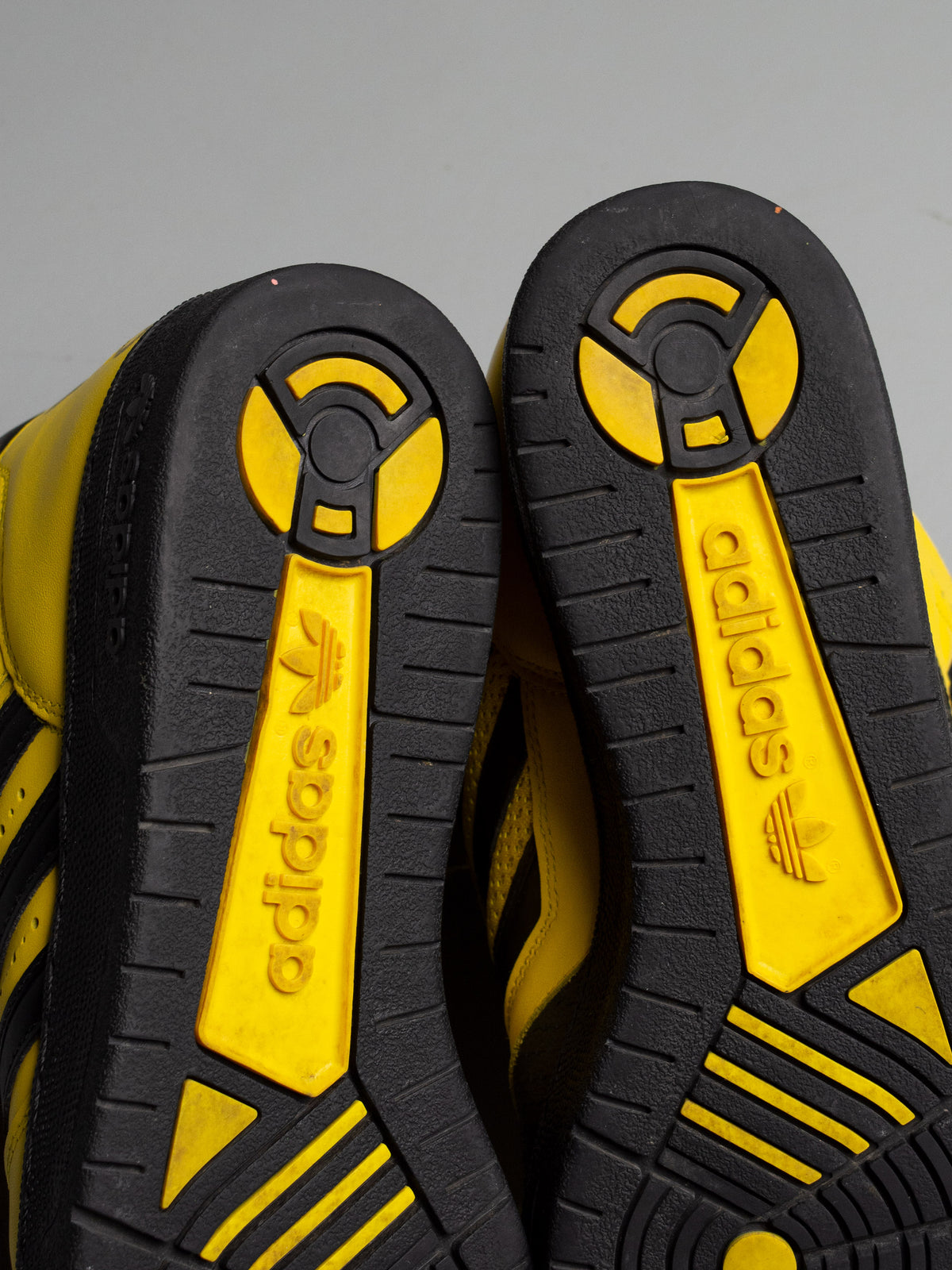 adidas Originals by Jeremy Scott S/S 2012 JS Instinct Hi (black/yellow) - size 43 1/3