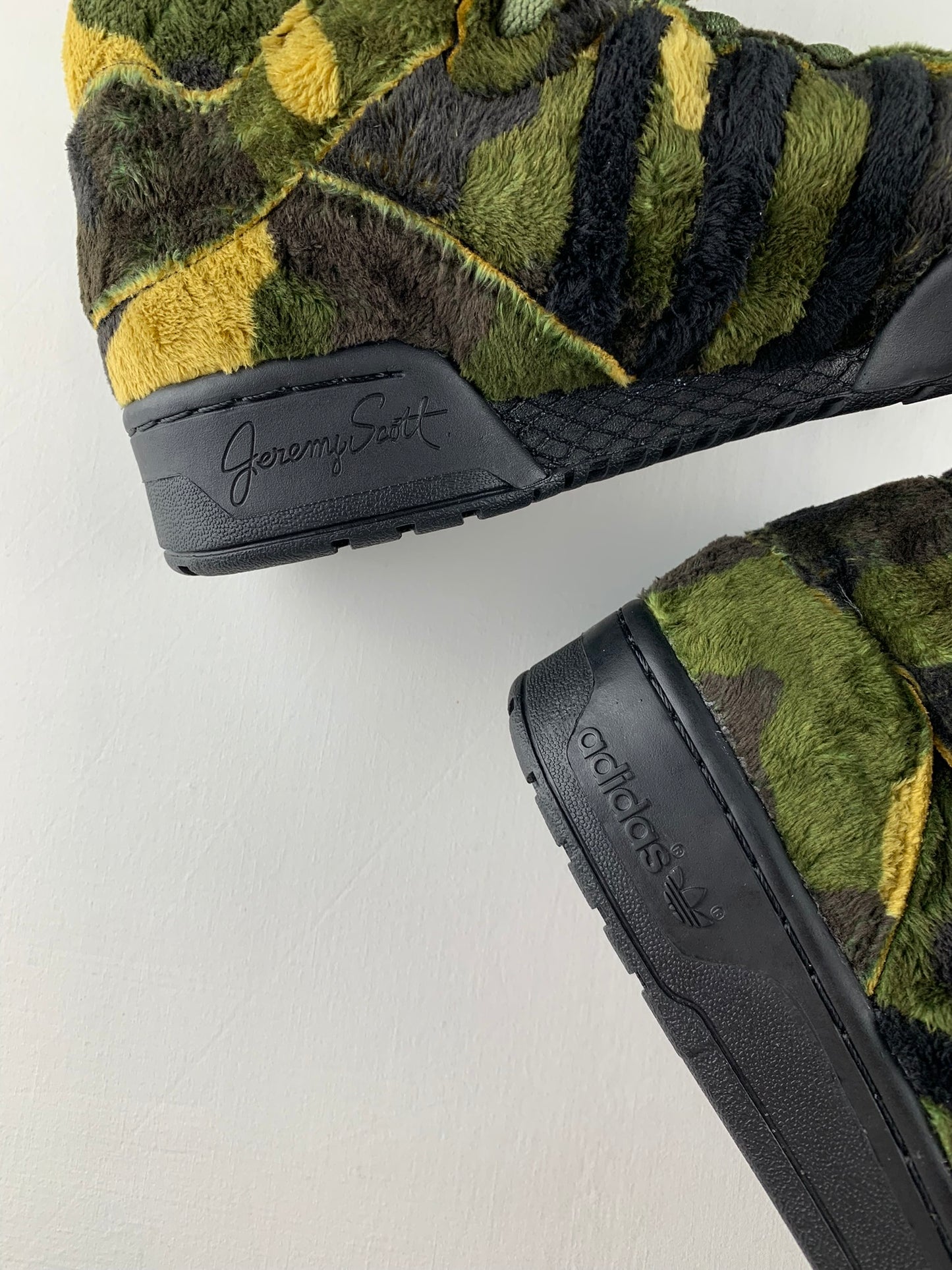 adidas Originals by Jeremy Scott - S/S 2013 - JS Camo Bear - size 41 1/3