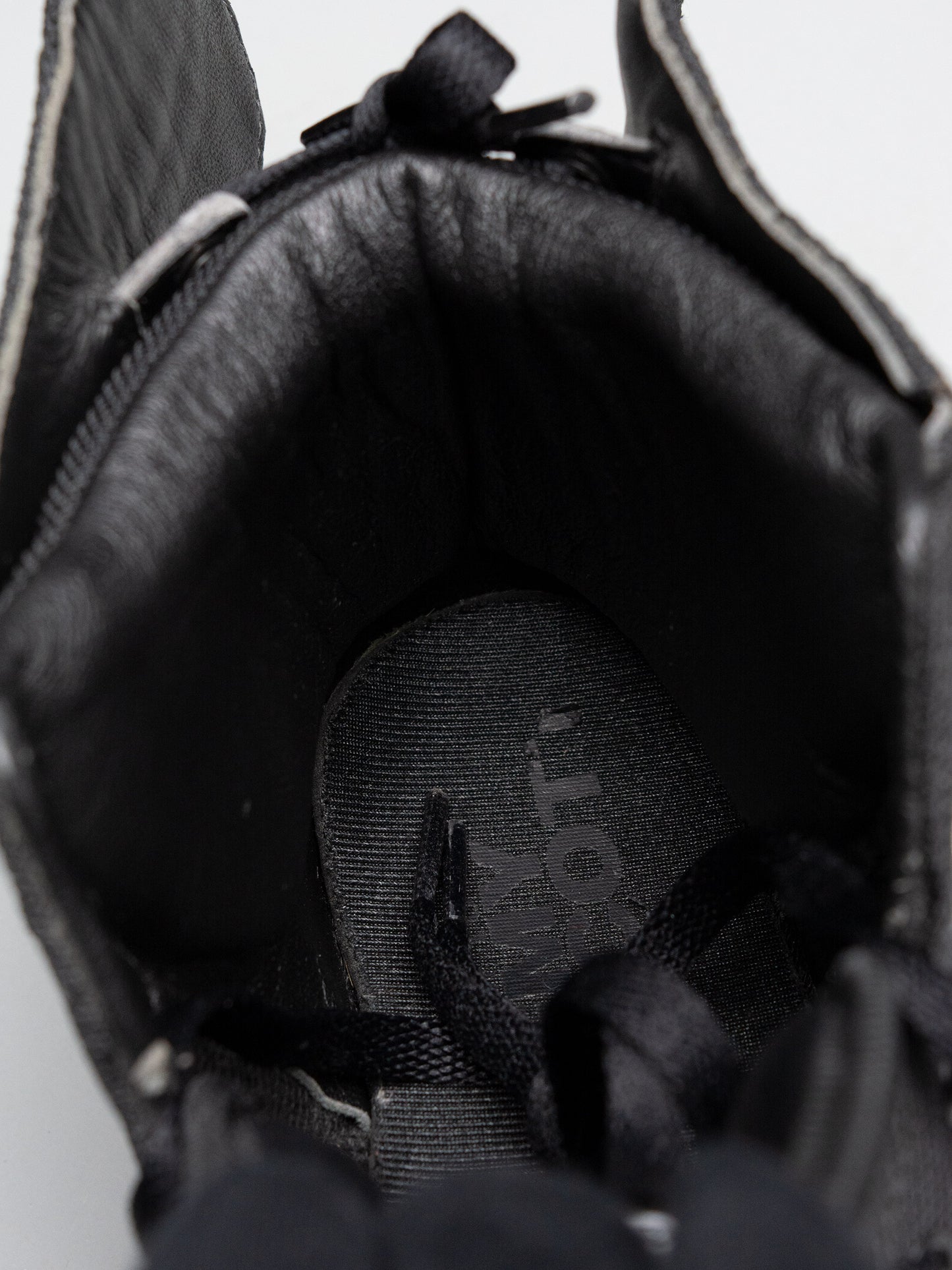 adidas Originals by Jeremy Scott X A$AP Rocky 2013 JS Wings 2.0 Black Flag - size 39 1/3