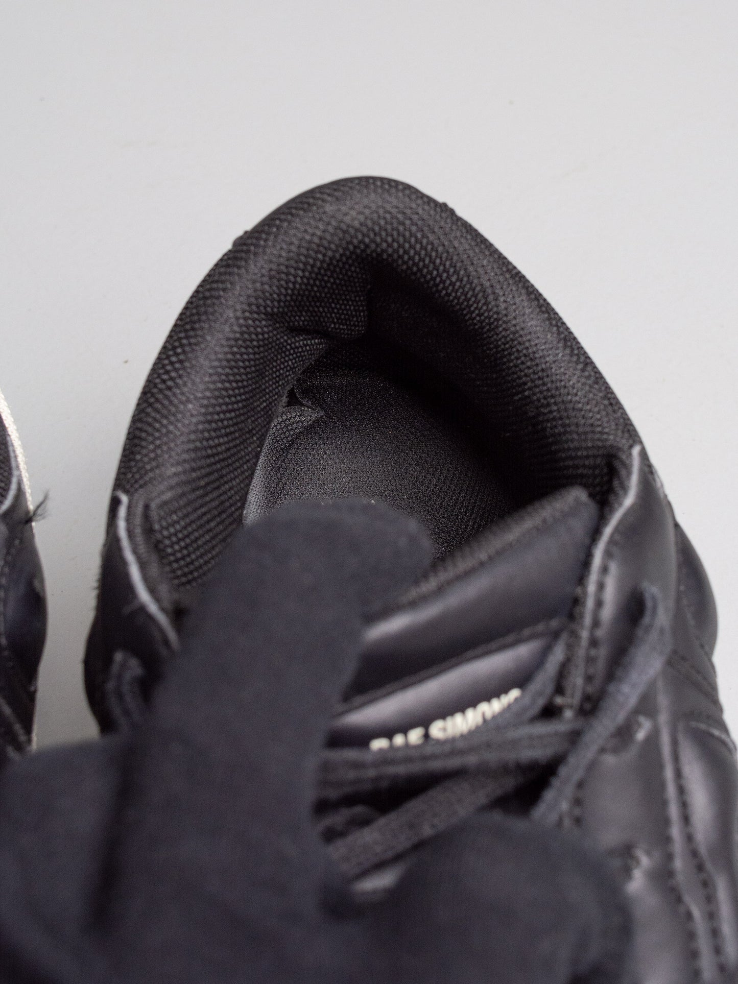 adidas X Raf Simons - A/W 2018 - RS Ozweego (white/black) - size 44