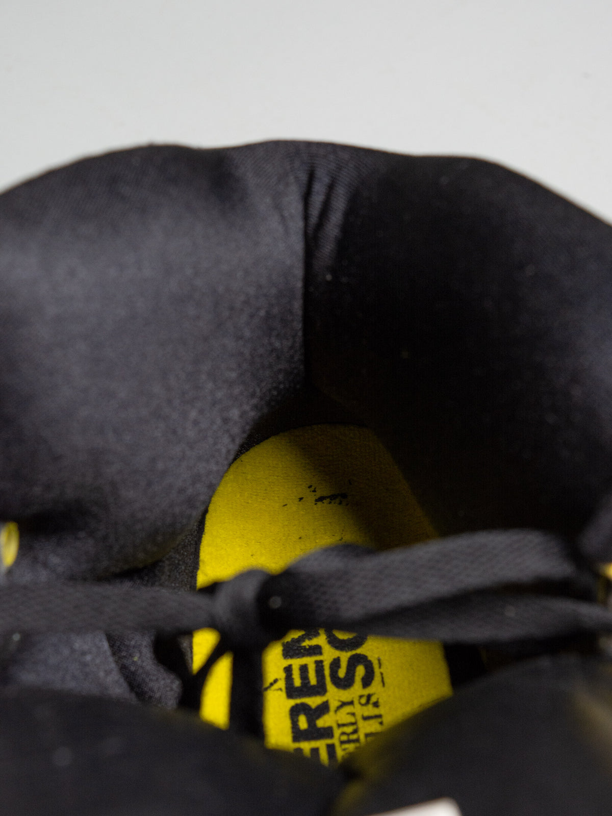 adidas Originals by Jeremy Scott S/S 2012 JS Instinct Hi (black/yellow) - size 43 1/3