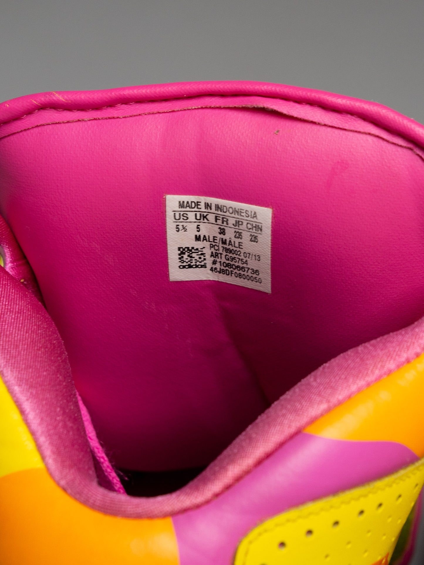 adidas Originals by Jeremy Scott A/W 2013 JS Instinct Hi Neon Camo - size 38