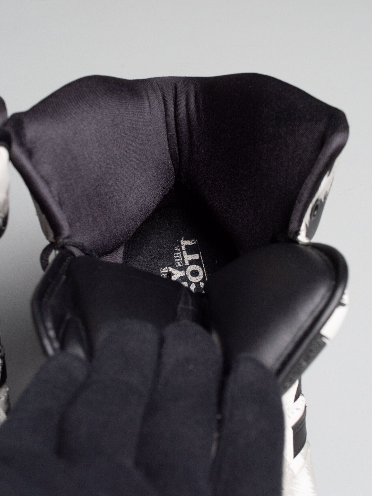 adidas Originals by Jeremy Scott A/W 2015 JS Instinct Hi G Leo - size 47 1/3