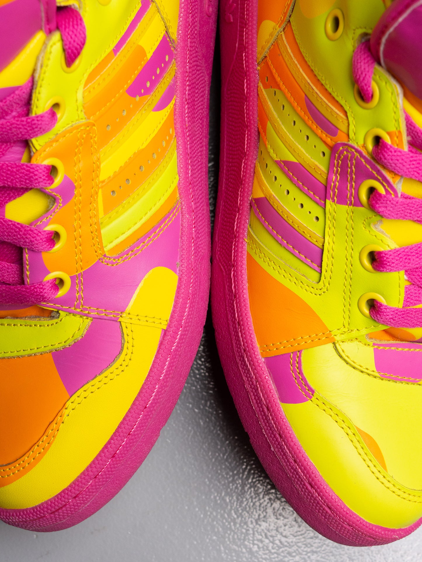 adidas Originals by Jeremy Scott A/W 2013 JS Instinct Hi Neon Camo - size 39 1/3