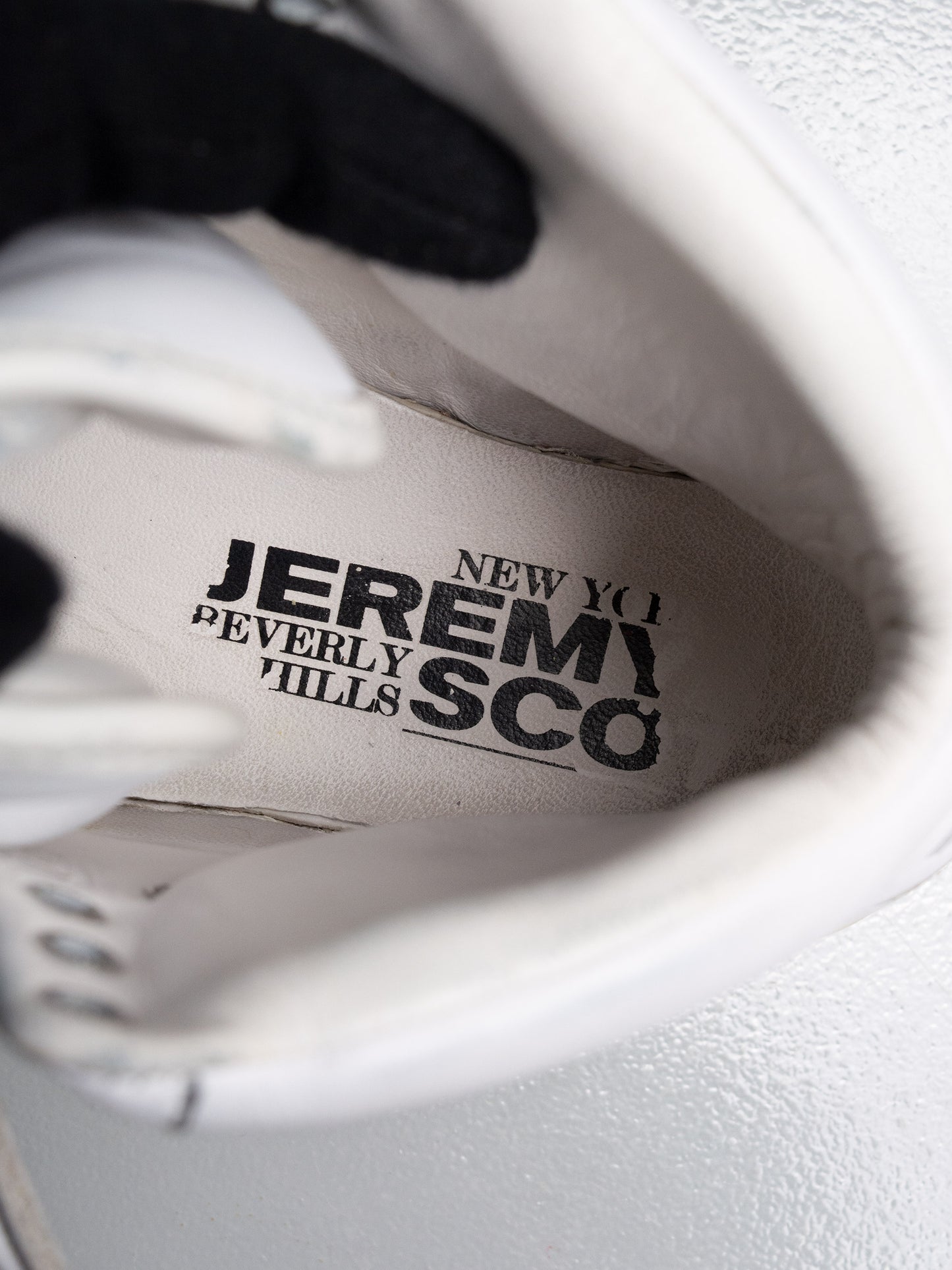 adidas Originals by Jeremy Scott S/S 2009 JS Wings (White/Silver) - size 39 1/3