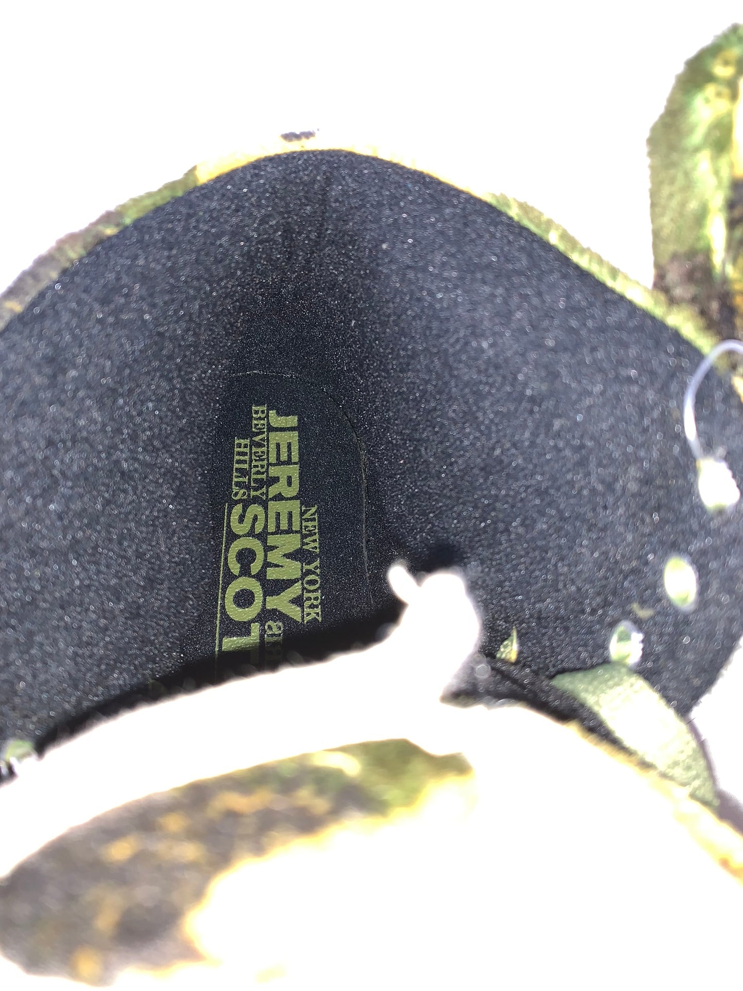 adidas Originals by Jeremy Scott - S/S 2013 - JS Camo Bear - size 41 1/3