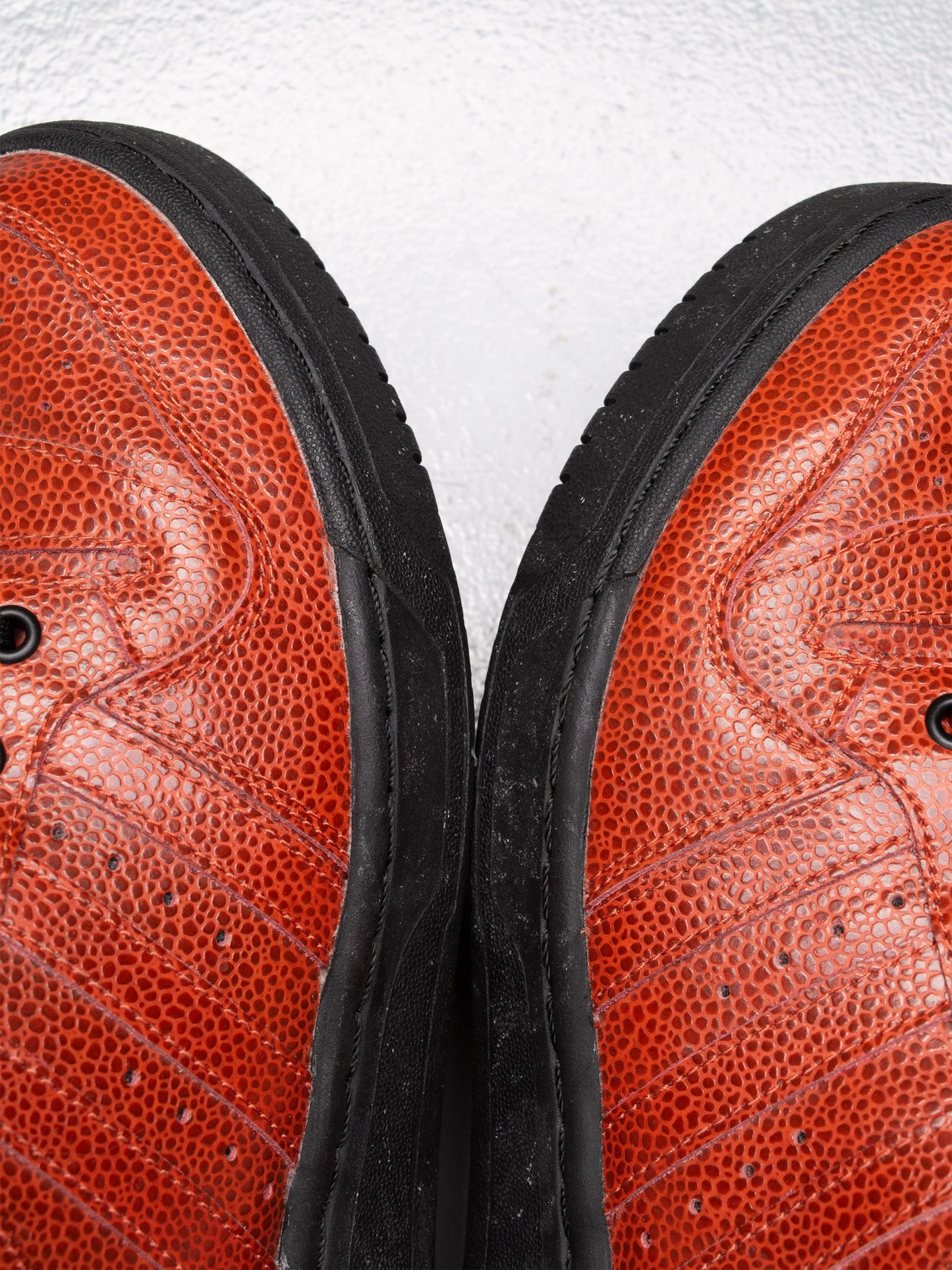 (sample) adidas Originals by Jeremy Scott A/W 2015 JS Wings Basketball - size 42 2/3