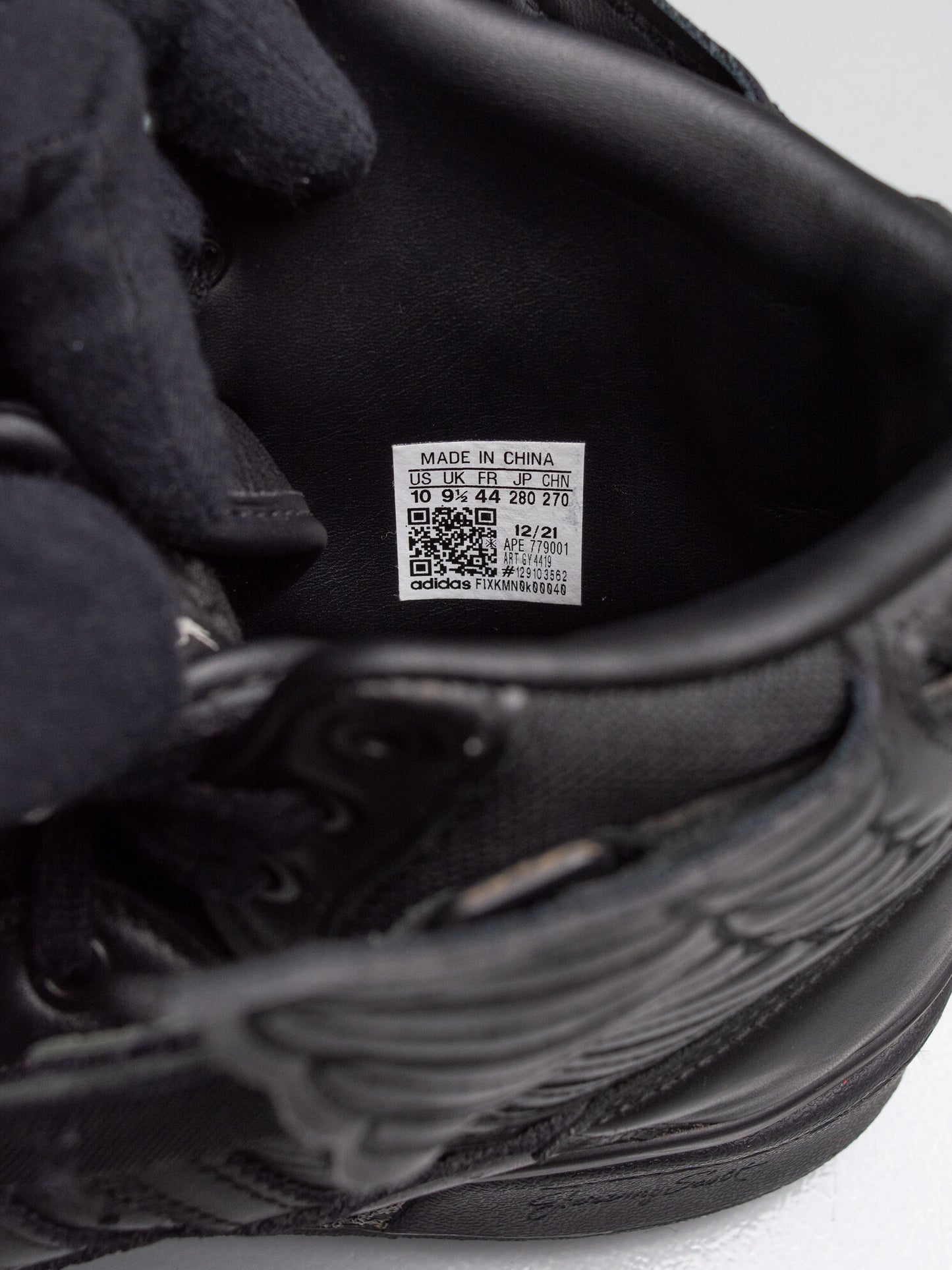 adidas Originals X Jeremy Scott 2022 JS Wings 4.0 (black) - size 44