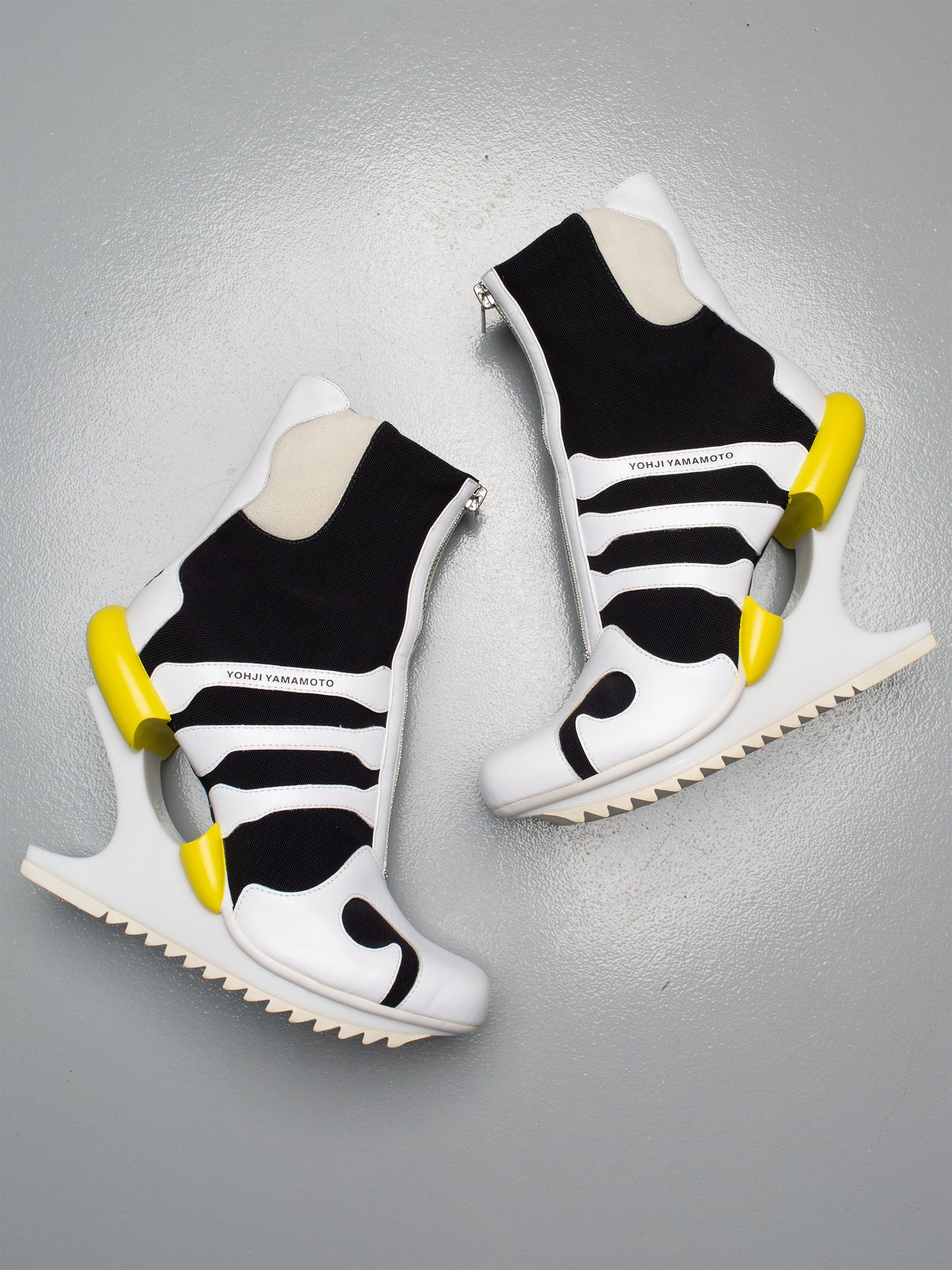 Y-3 S/S 2012 Oriah (black/white) -  size 38