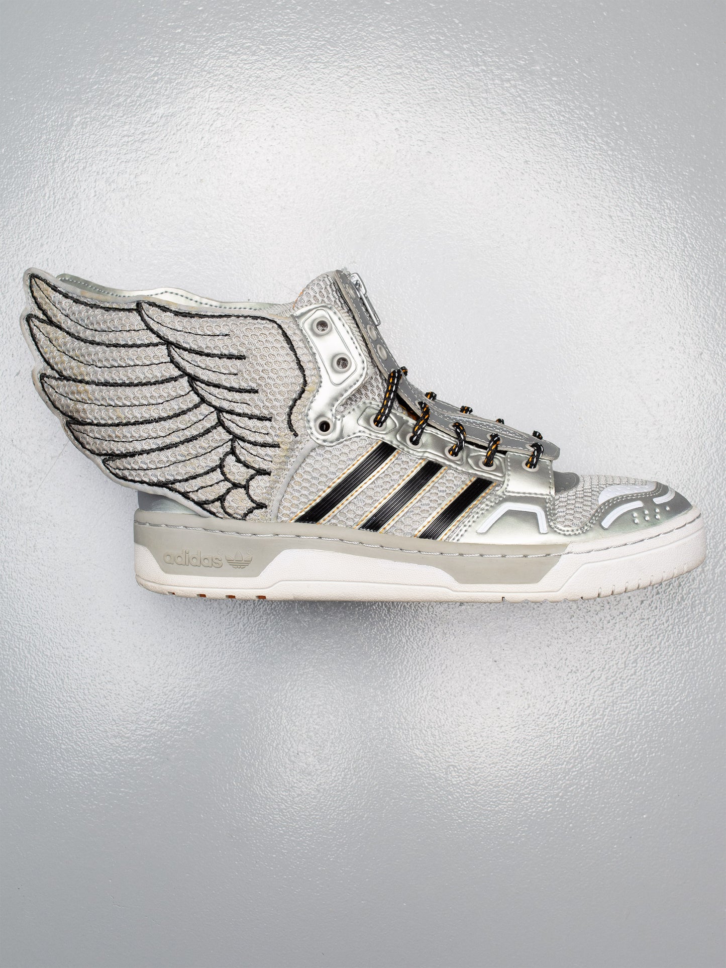 adidas Originals by Jeremy Scott A/W 2012 JS Wings "Mesh" (Metallic Silver) - size 42 2/3