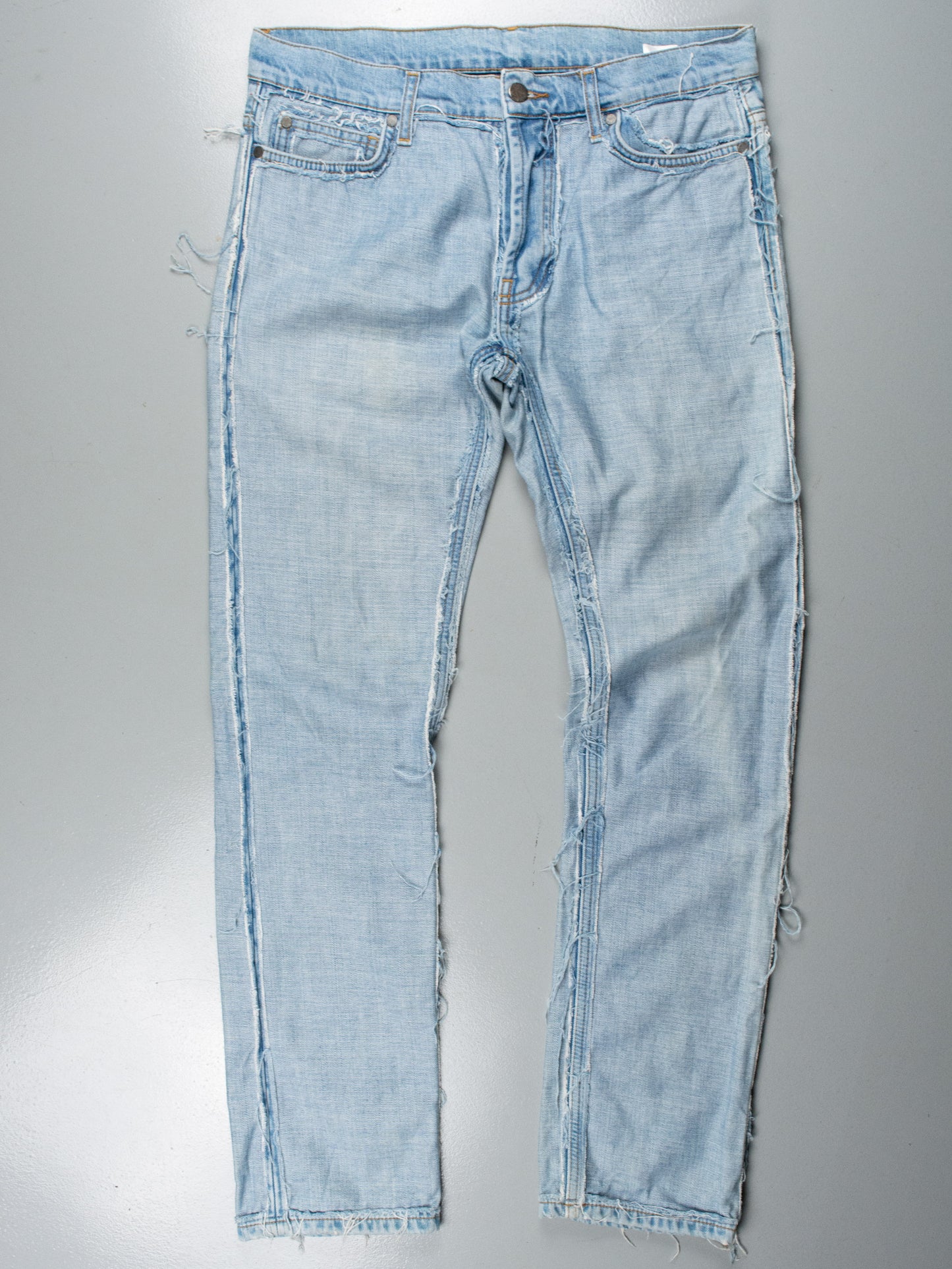 2012 H&M X Maison Martin Margiela SS05 reversed-denim jeans - size 32