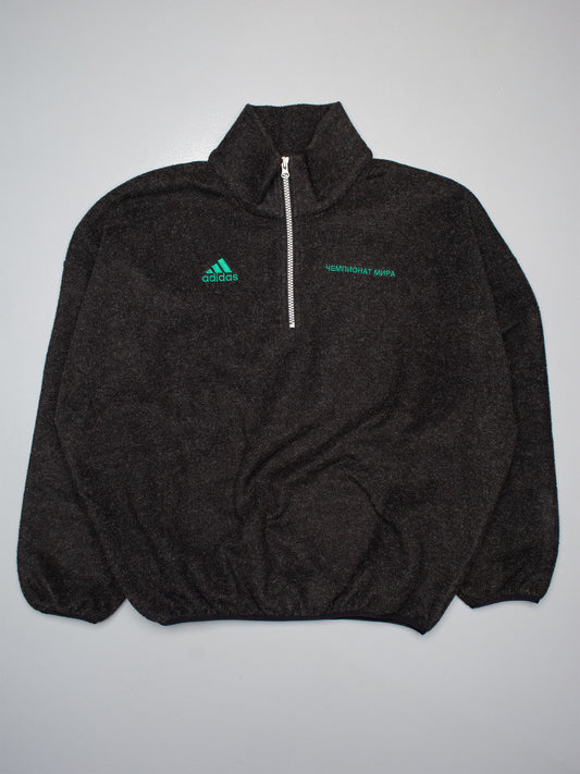 (sample) adidas X Gosha Rubchinskiy A/W 2018 World Cup half-zip fleece (black) - size M