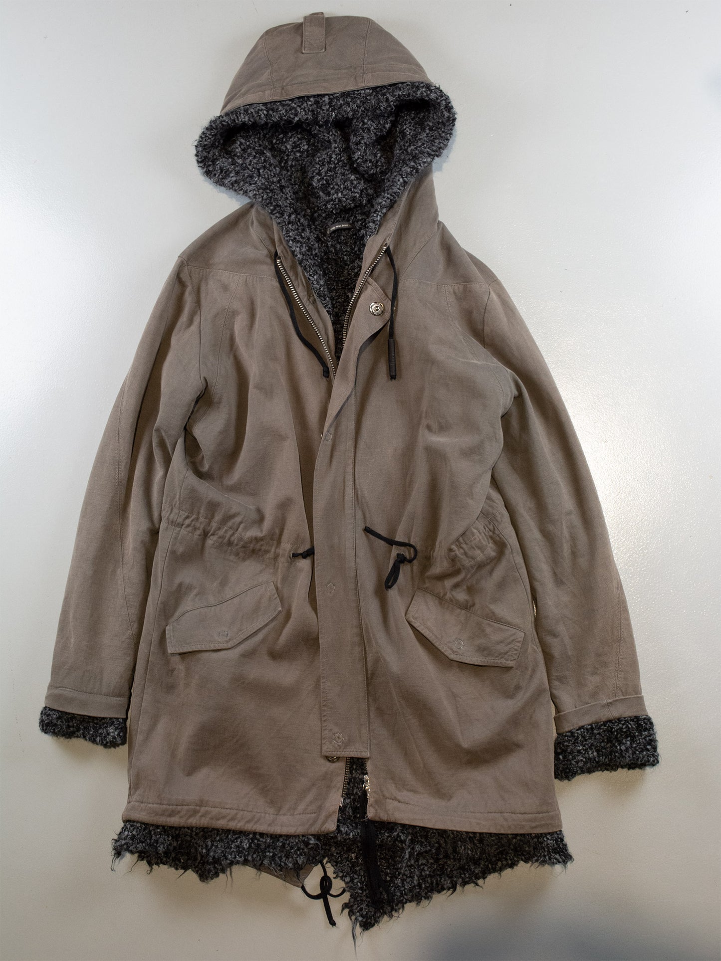 if only was true.... by Yohan Serfaty parka