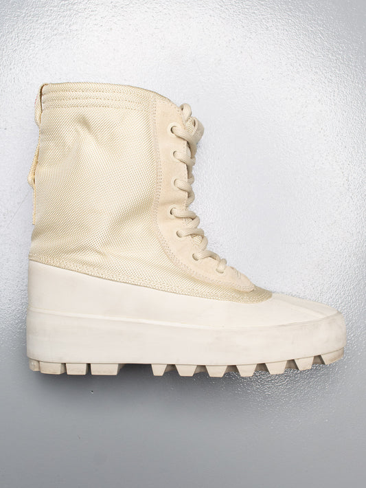 adidas Originals YEEZY Season 1 women's 950 boot (Turtle Dove) - size 39 1/3