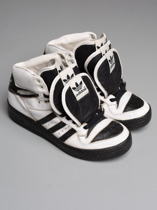 adidas Originals by Jeremy Scott A/W 2010 JS 3 Tongue (black/white) - size 42 2/3