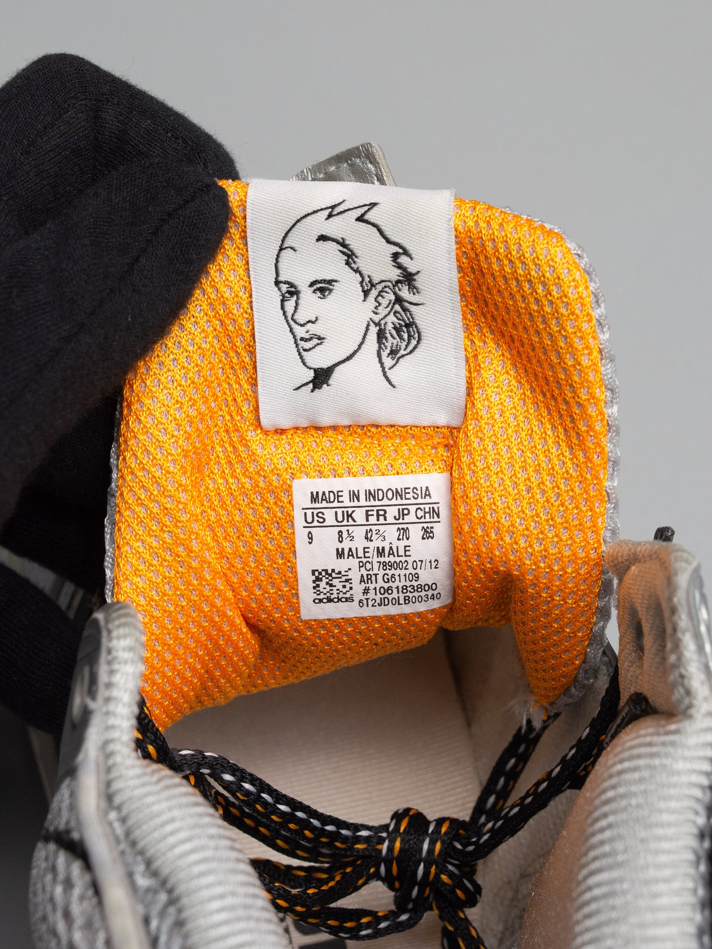 adidas Originals by Jeremy Scott A/W 2012 JS Wings "Mesh" (Metallic Silver) - size 42 2/3