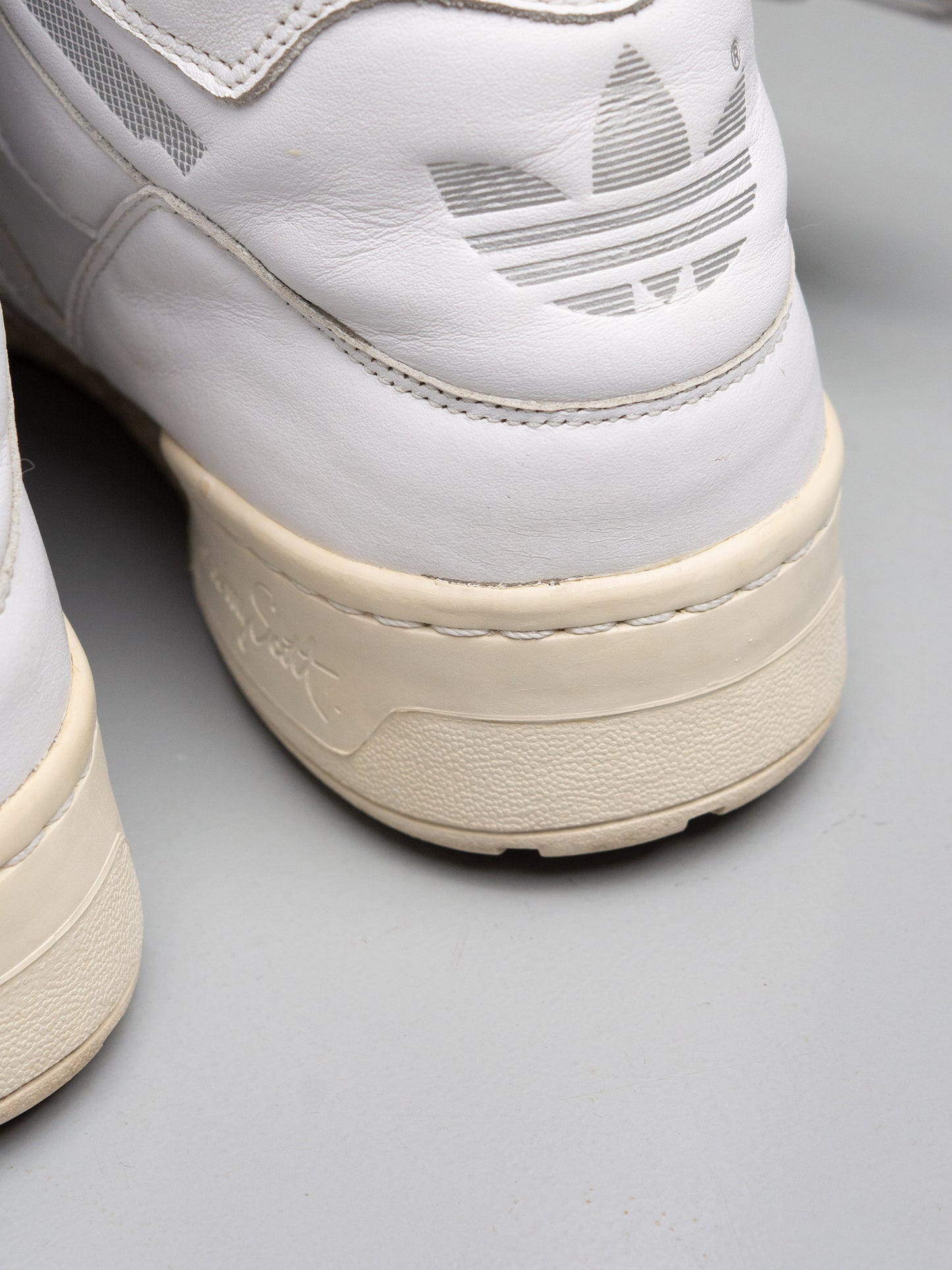 adidas Originals by Jeremy Scott S/S 2009 JS Wings (white/silver) - size 44 2/3