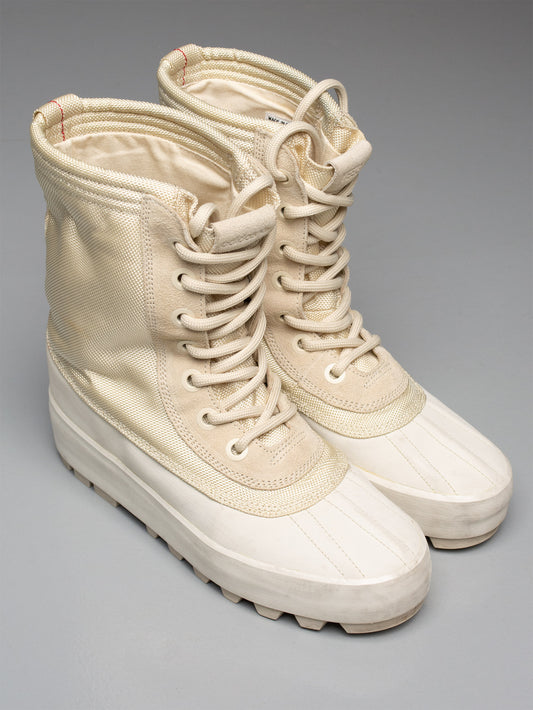 adidas Originals YEEZY Season 1 women's 950 boot (Turtle Dove) - size 39 1/3