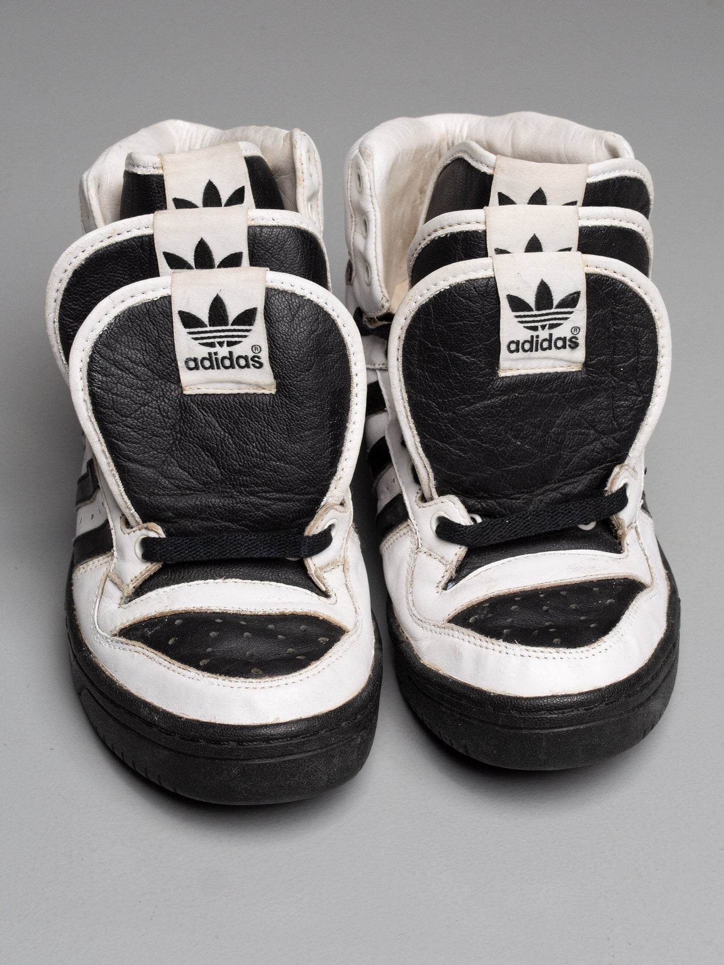 adidas Originals by Jeremy Scott A/W 2010 JS 3 Tongue (black/white) - size 42 2/3