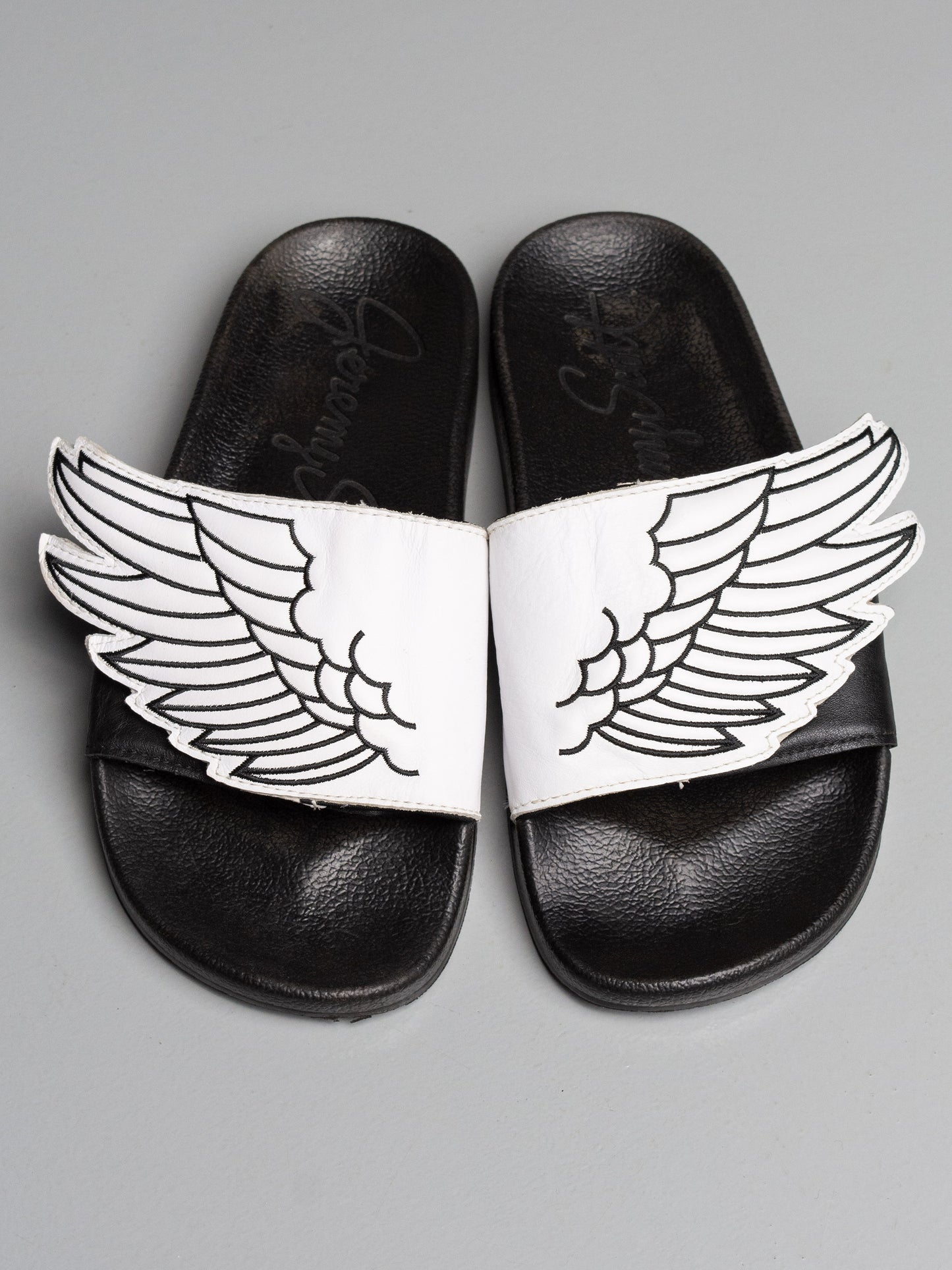 adidas Originals by Jeremy Scott S/S 2011 JS Wings Adilette - size 6