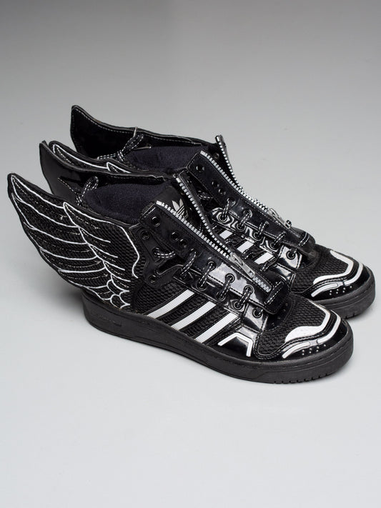 adidas Originals by Jeremy Scott 2015 JS Wings 2.0 Mesh (black) - size 42 2/3