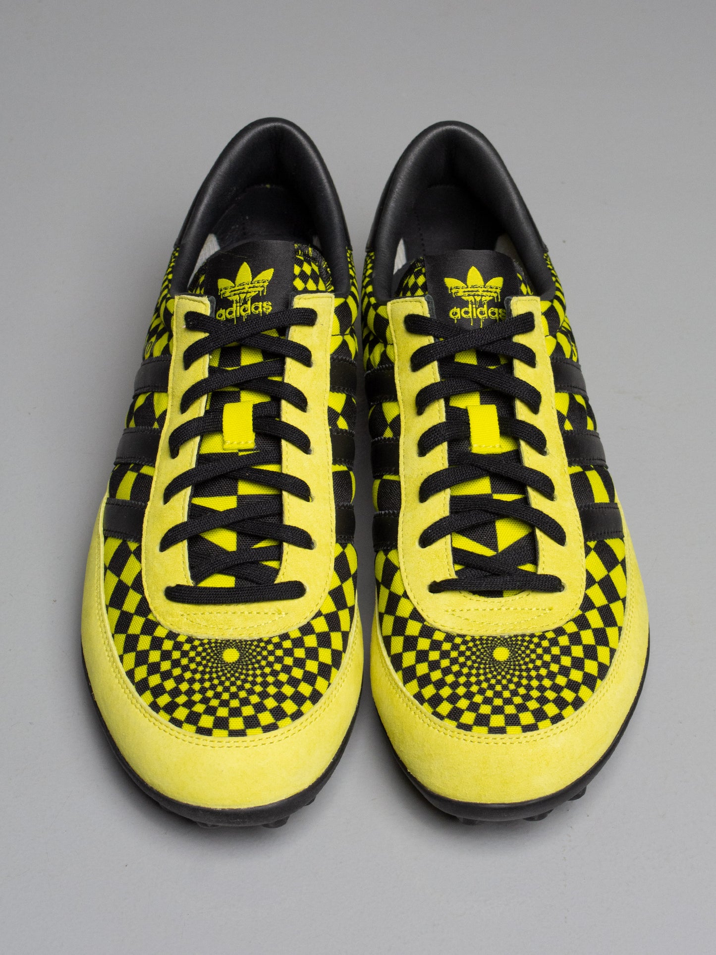 (sample) adidas Originals by Jeremy Scott A/W 2013 JS Arrow Opart - size 42 2/3