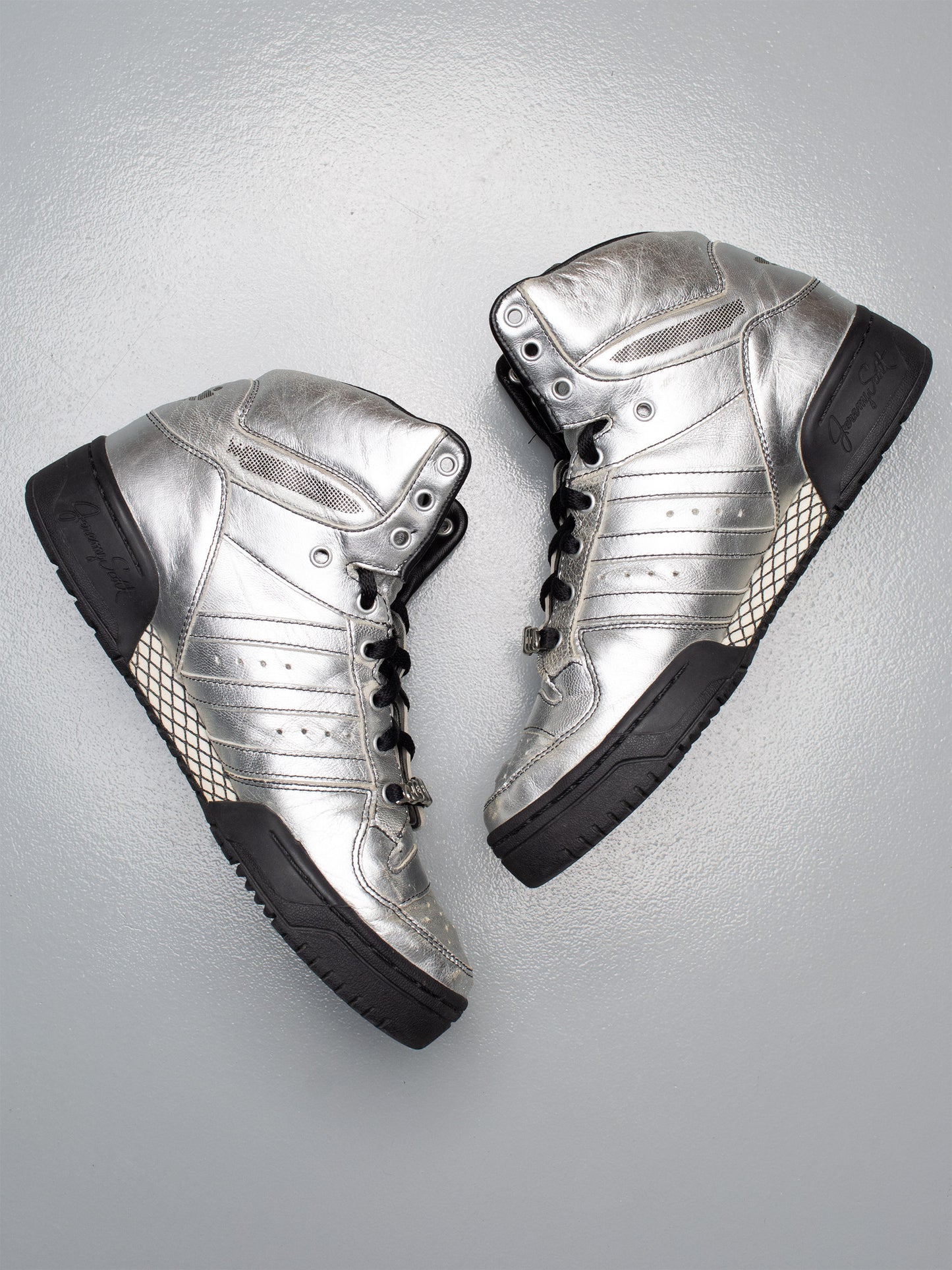 adidas Originals by Jeremy Scott A/W 2009 JS Wings (Metallic Silver/Black) - size 42