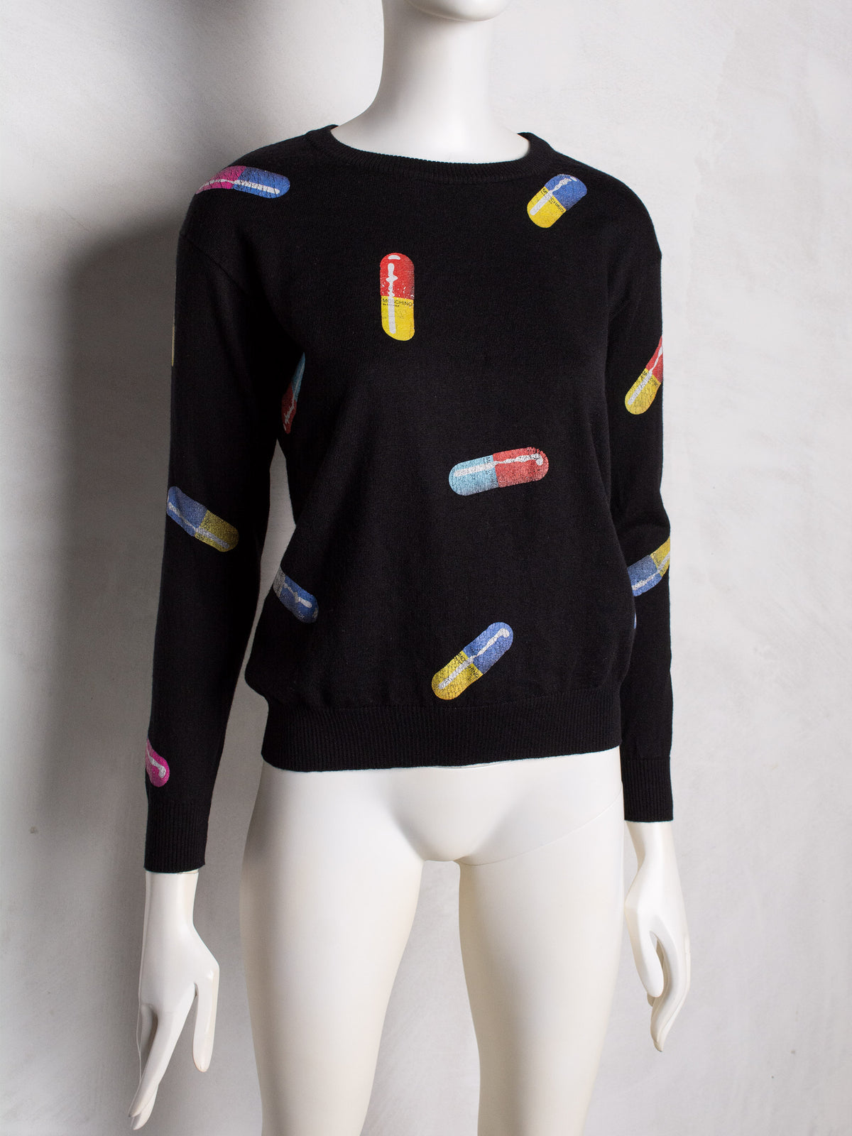 Moschino S/S 2017 pills sweater - women's size XS