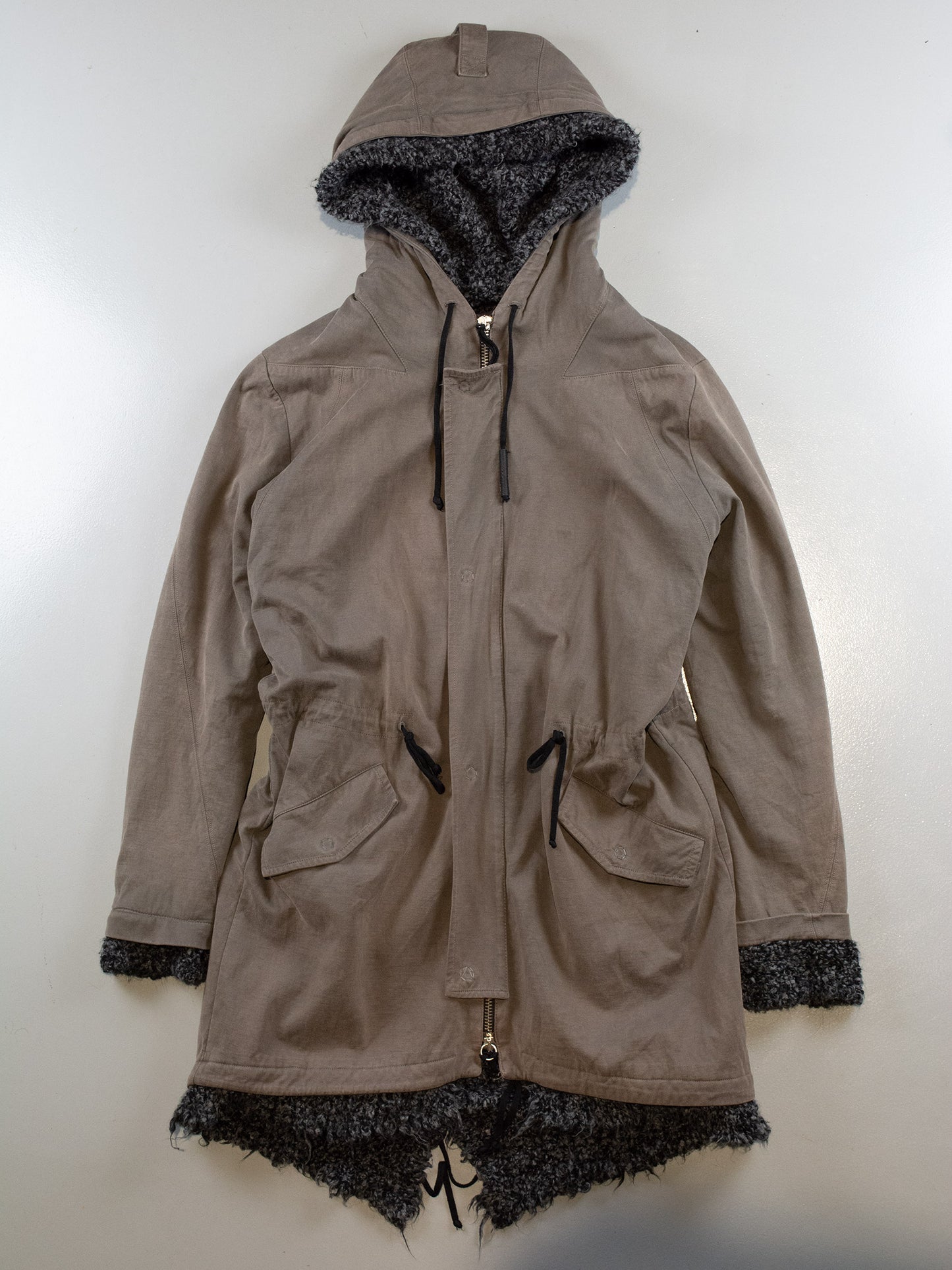 if only was true.... by Yohan Serfaty parka