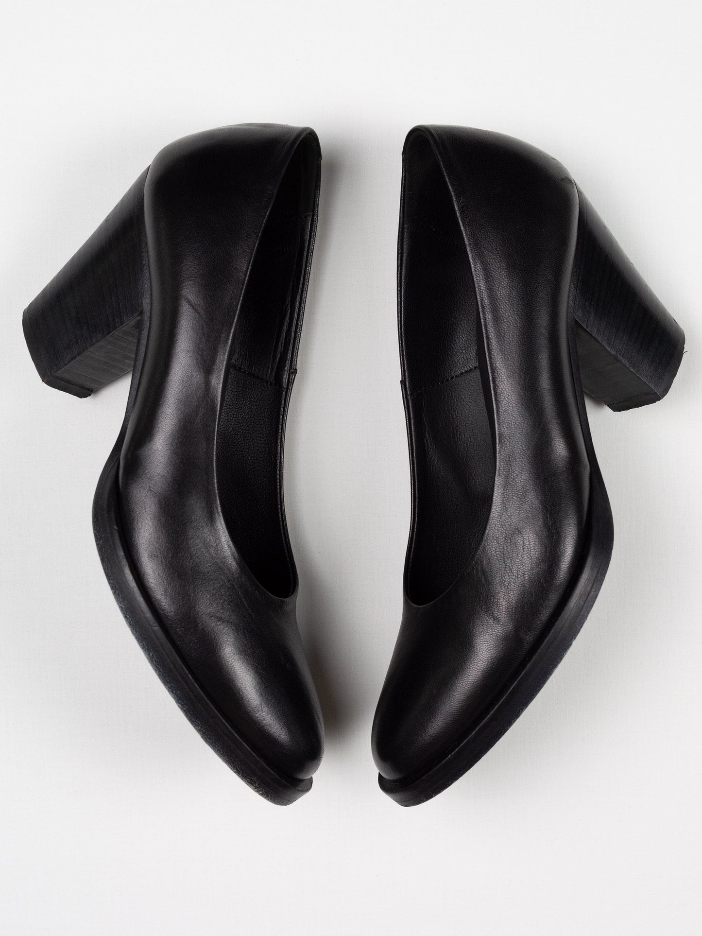 A.F.Vandevorst - round toe low heel pumps (black/black) - size 37 (75mm heel)