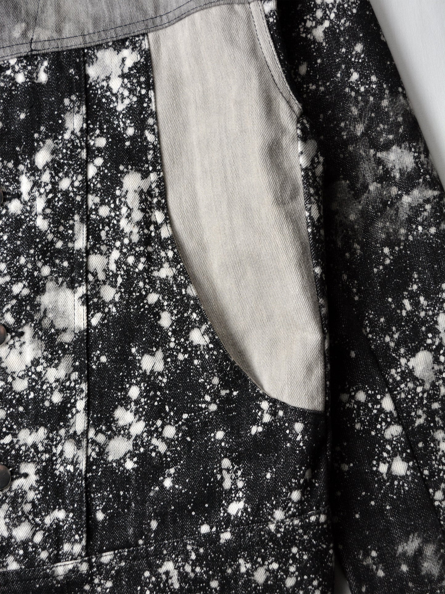 Gosha Rubchinskiy - A/W 2012 - splatter denim jacket - size S