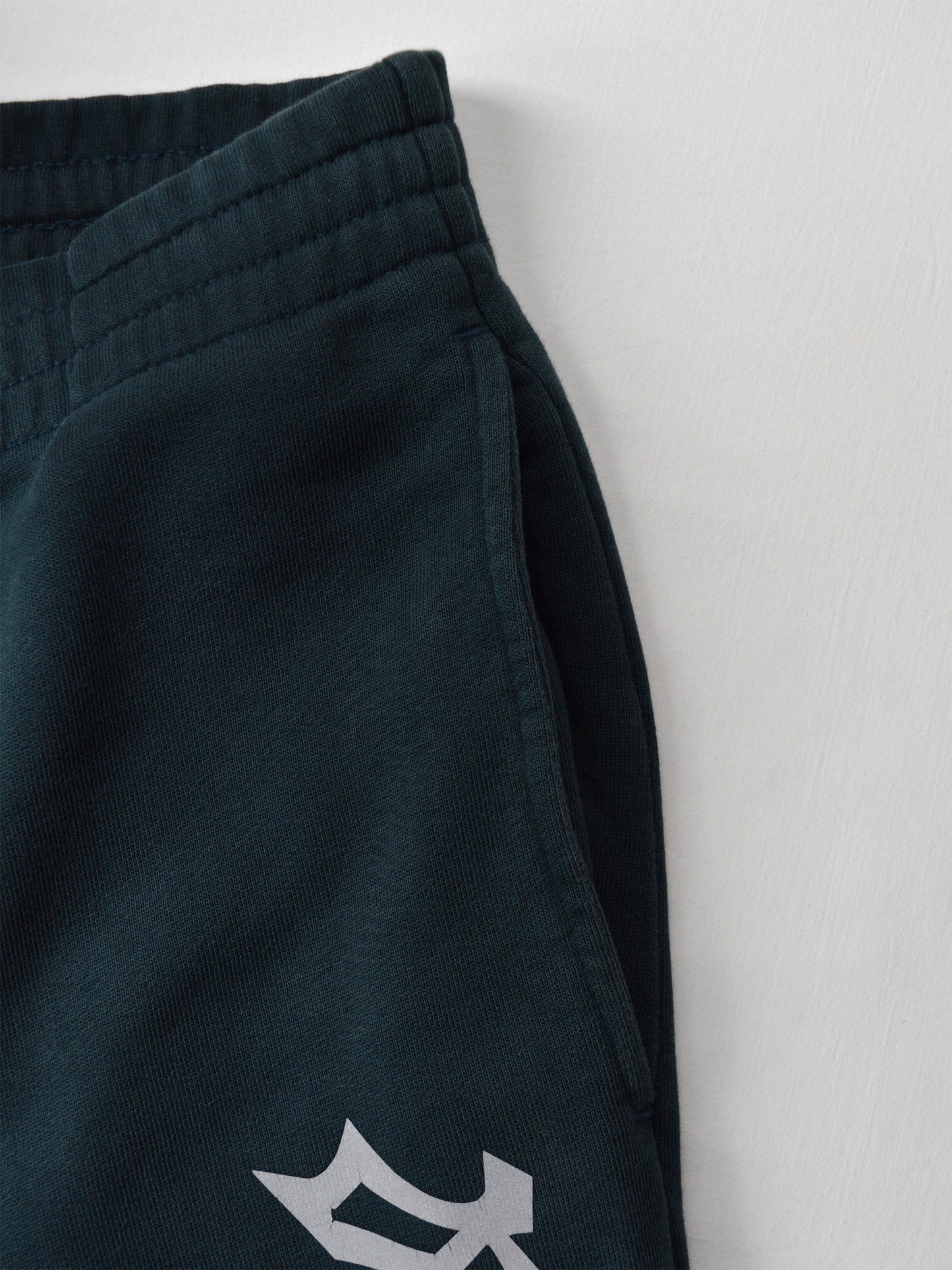 Gosha Rubchinskiy - A/W 2017 - reflective logo sweatpants (dark green) - size L