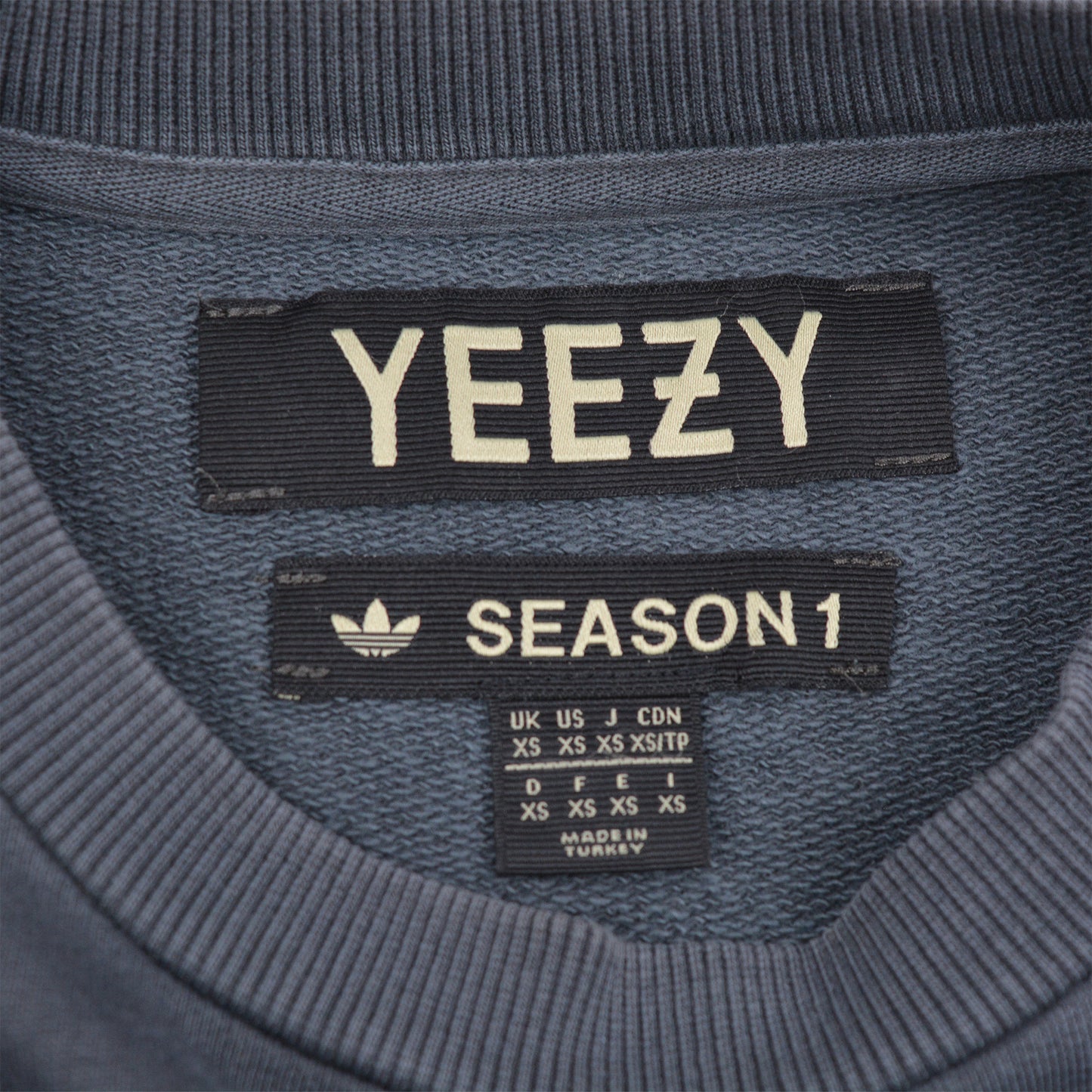 YEEZY Season 1 (2015) - Short Sleeve Crew Sweat (Caviar) - size XS