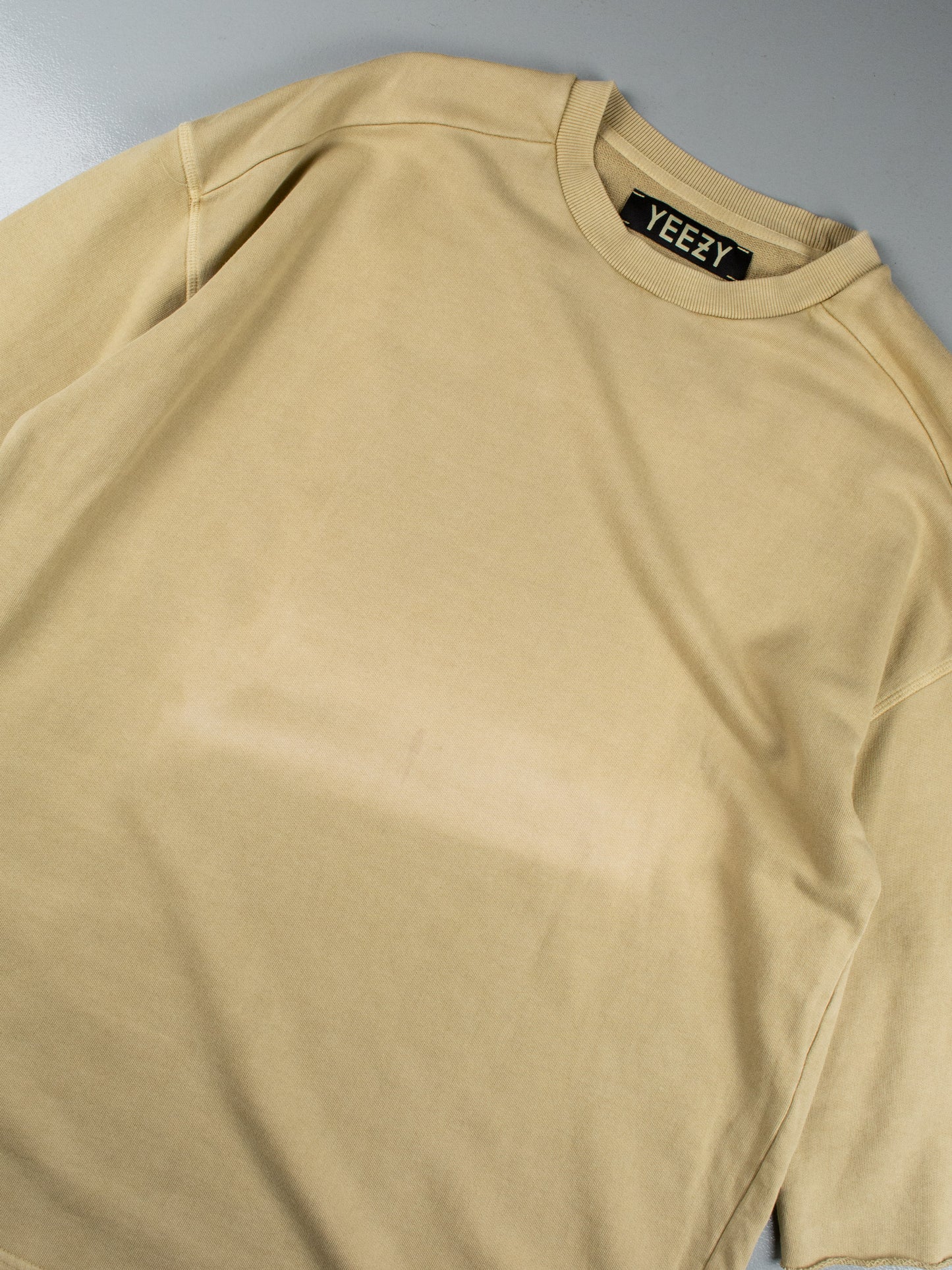 YEEZY Season 1 Incense Short Sleeve Crew Sweat - size S