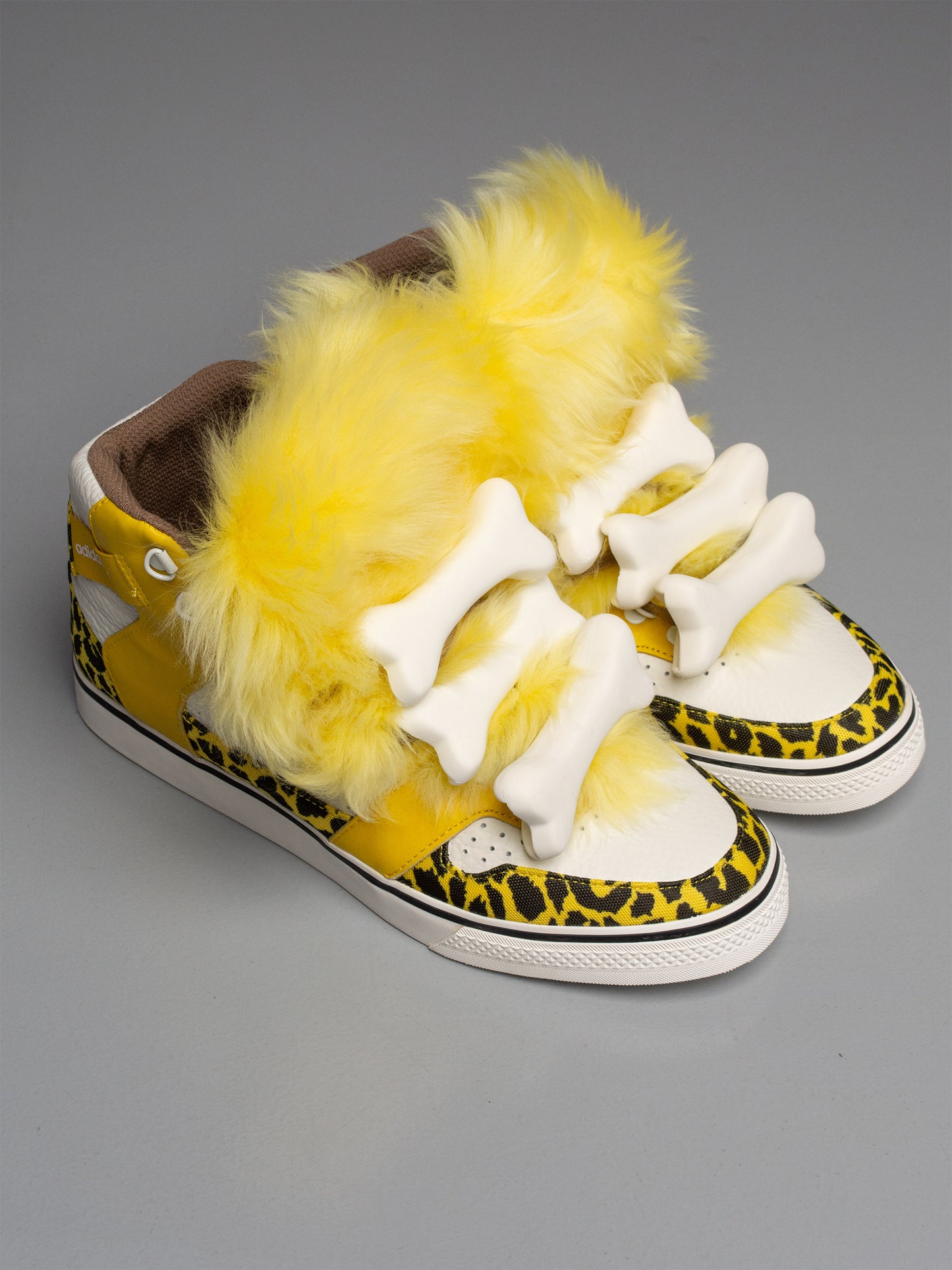 adidas Originals by Jeremy Scott S/S 2015 JS Bones Fur - size 44 2/3