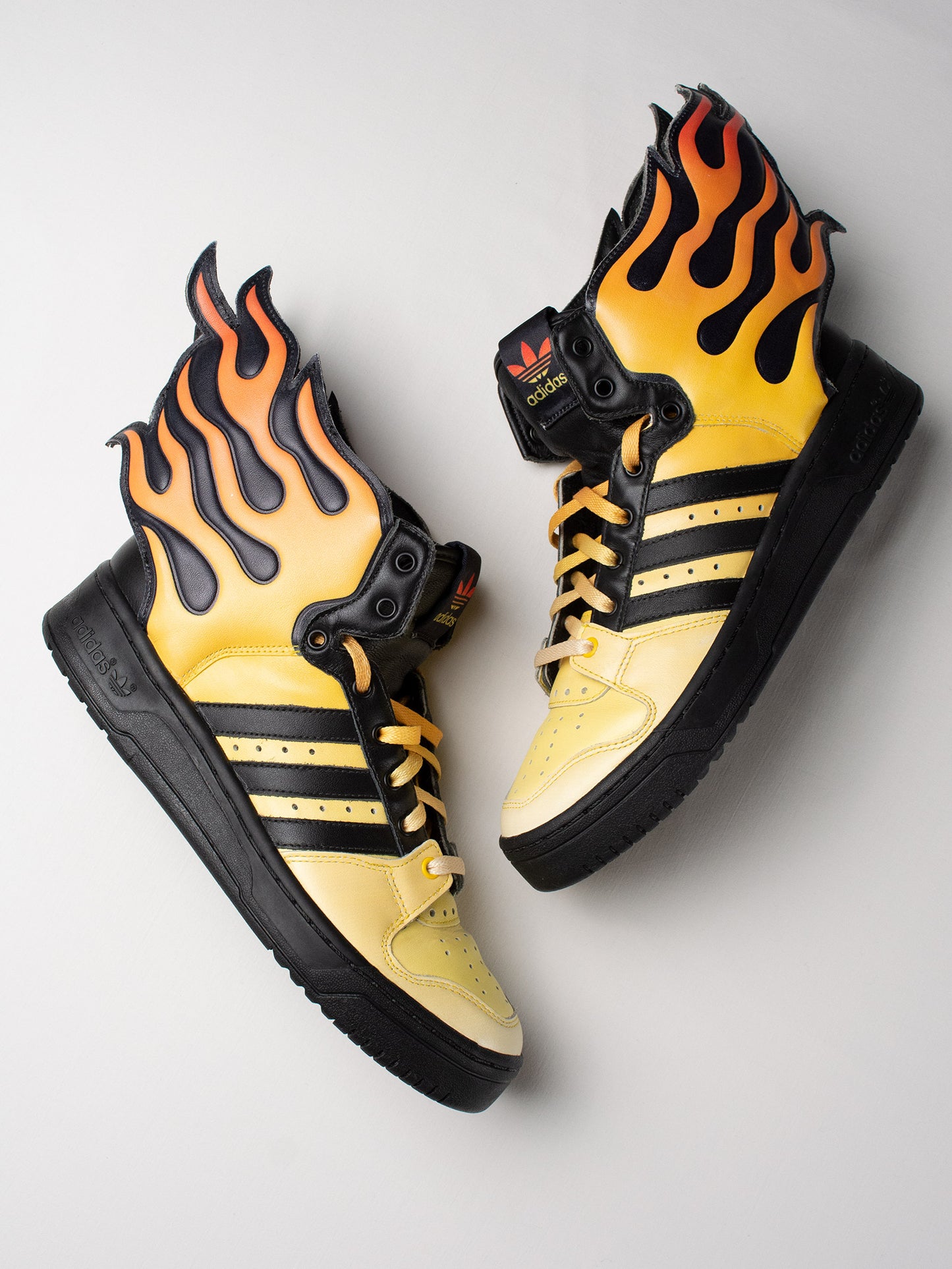 adidas Originals by Jeremy Scott - S/S 2011 - JS Flames - size 42 2/3
