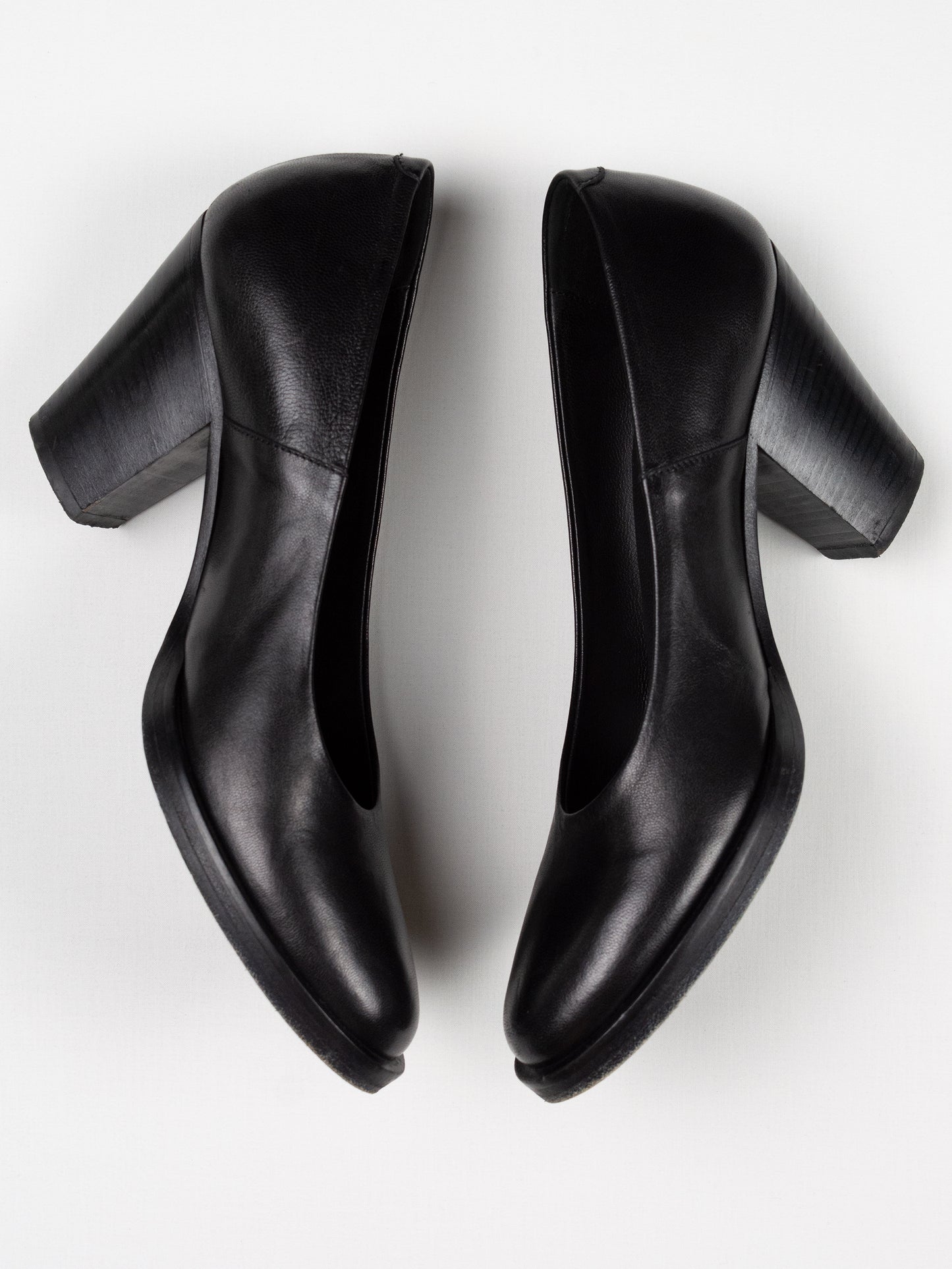 A.F.Vandevorst - round toe low heel pumps (black/black) - size 37 (75mm heel)