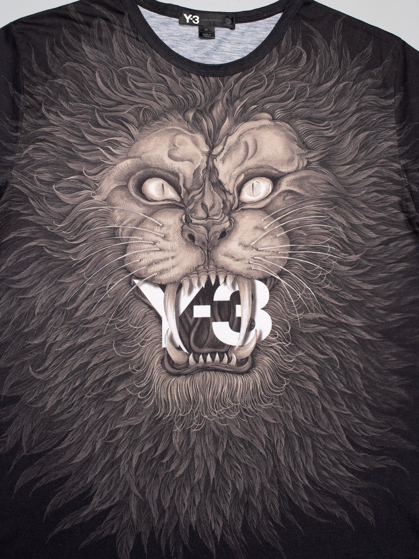 Y-3 - A/W 2014 - lion t-shirt - size M