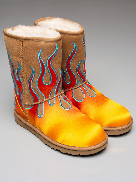 UGG X Jeremy Scott 2025 Classic Short Flames Boot - size 39.5