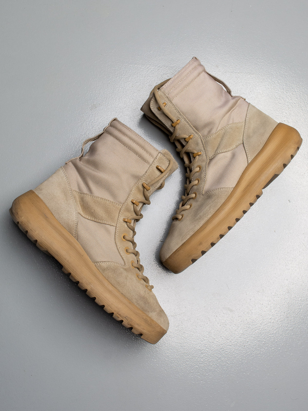 YEEZY Season 3 military boots (Rock) - size 43