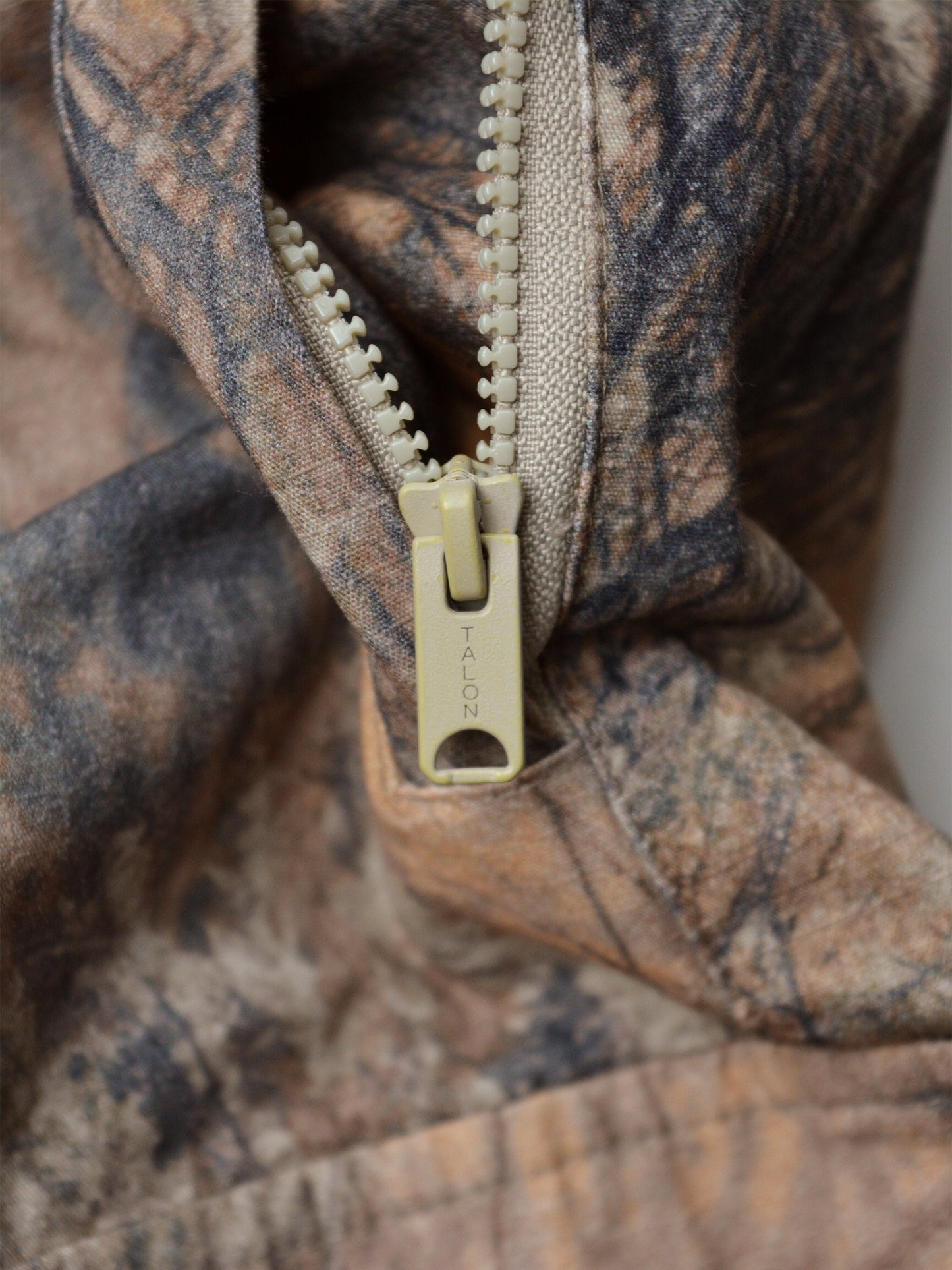YEEZY Season 4 (2017) - camo cargo shorts - size S