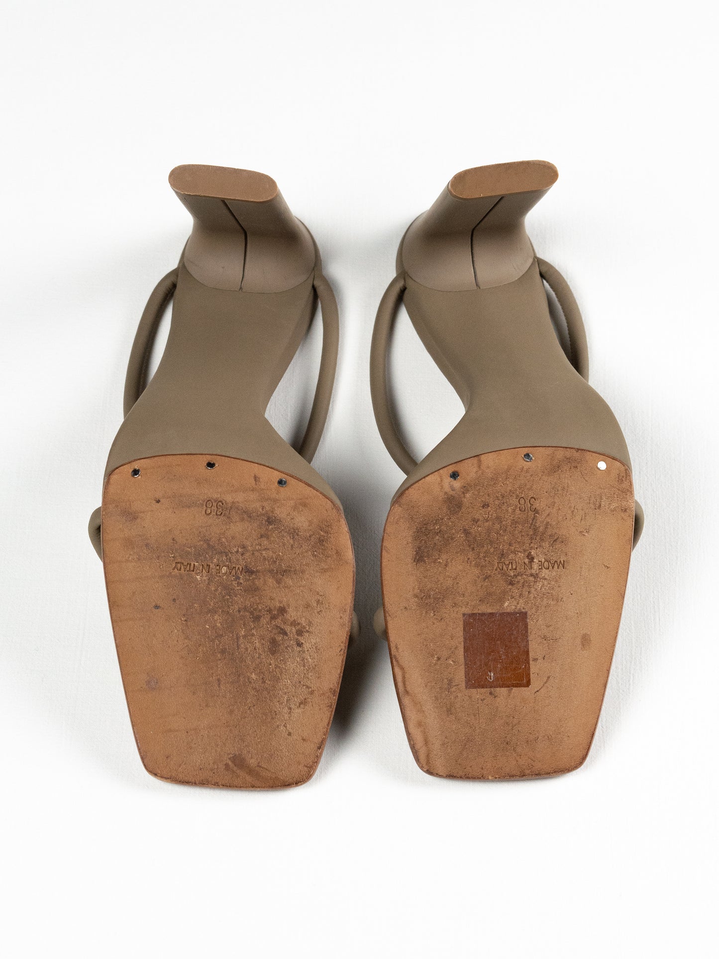 YEEZY Season 6 (2018) - Cobblestone Rubberized Leather Sandal - 110mm heel - size 38