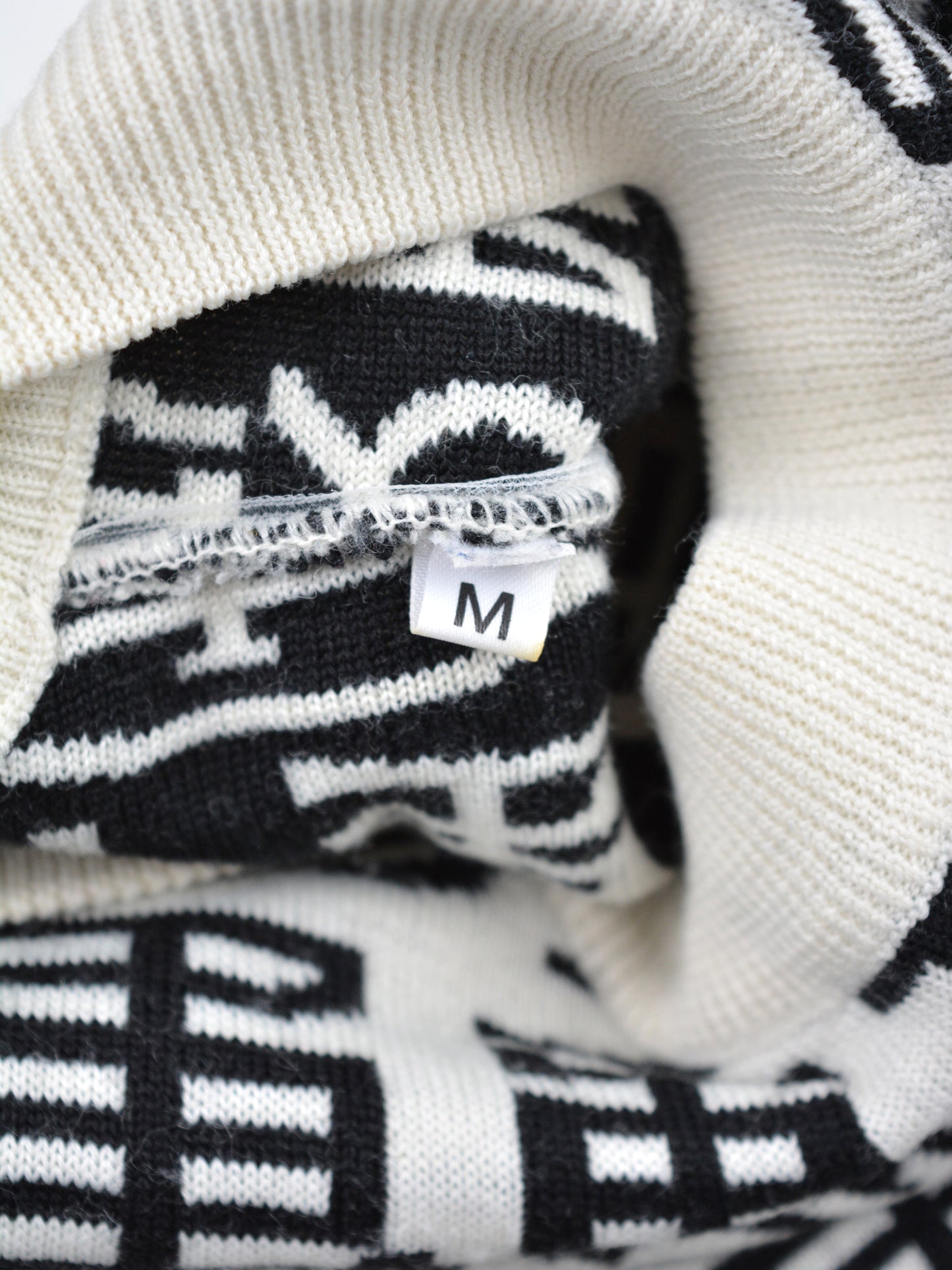 Gosha Rubchinskiy - A/W 2015 - chinese "Sport" sweater (white) - size M