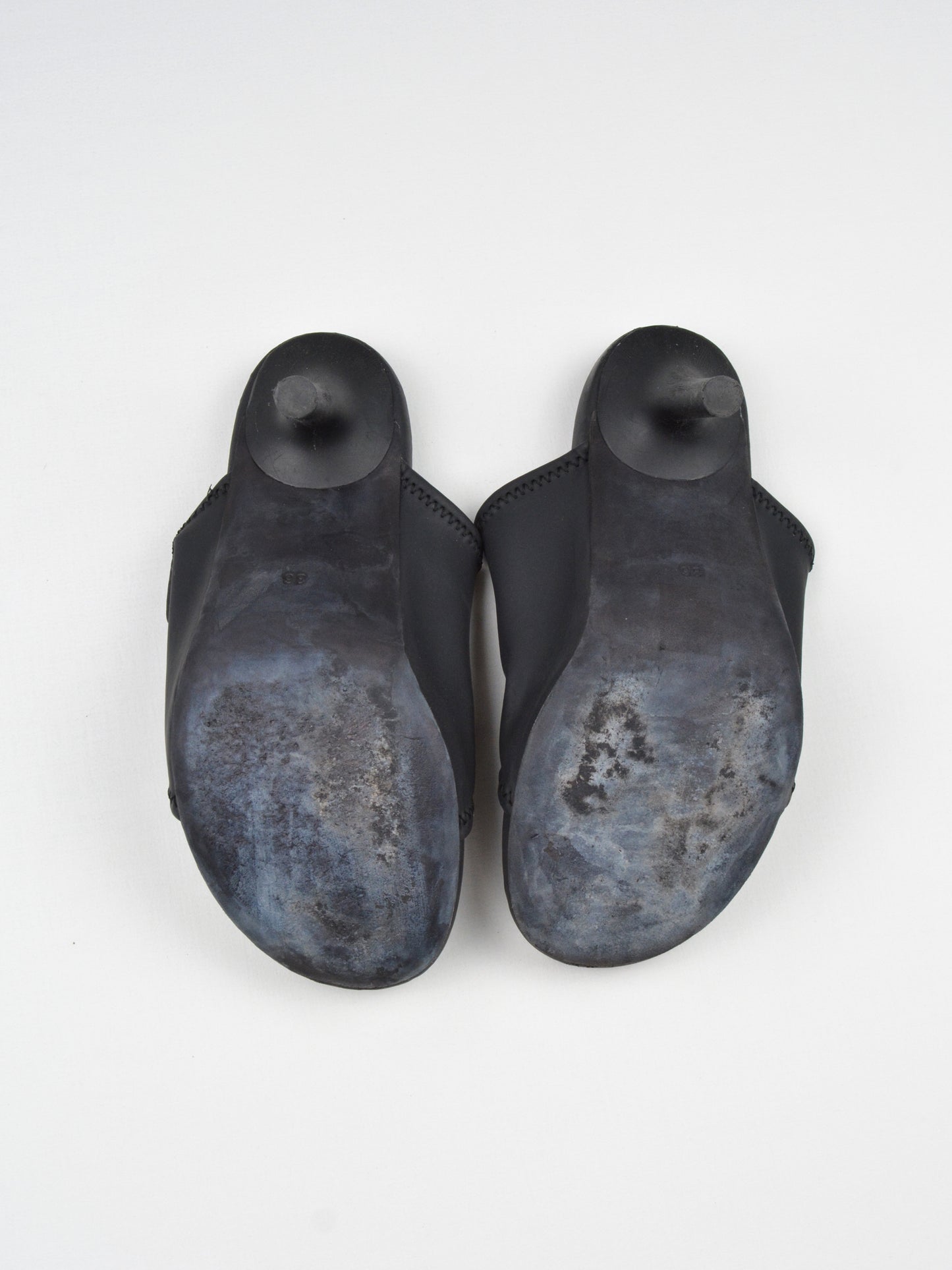 YEEZY Season 7 (2018) - Graphite Neoprene Scuba Mule - 90mm heel - size 36