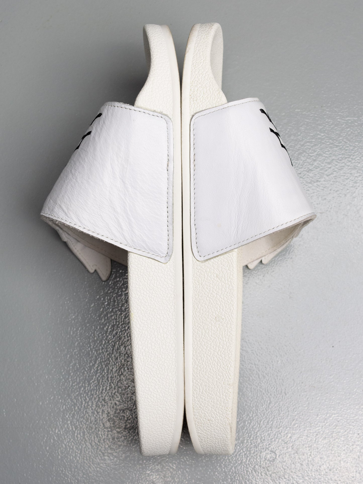 adidas Originals X Jeremy Scott 2022 Monogram Adilette Wings - size 42
