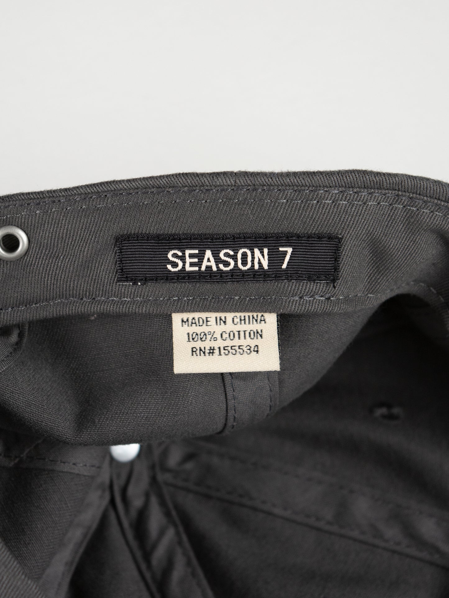 YEEZY Season 7 (2018) - hat (Core)