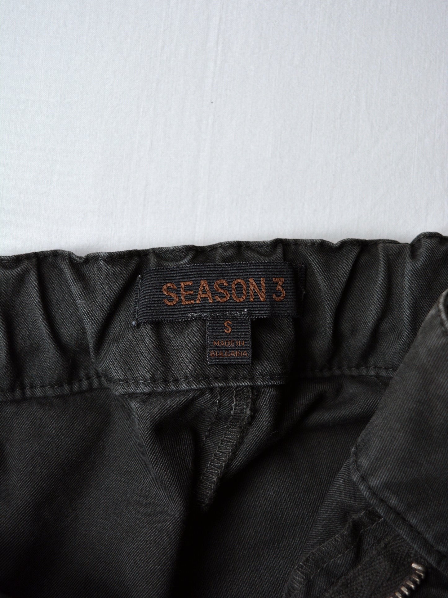 YEEZY Season 3 - Moto Joggers (Onyx Tame) - size S