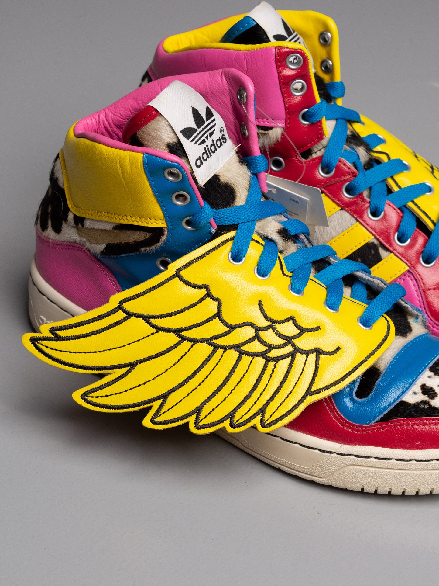 adidas Originals by Jeremy Scott X 2NE1 S/S 2012 JS Wings - size 41 1/3